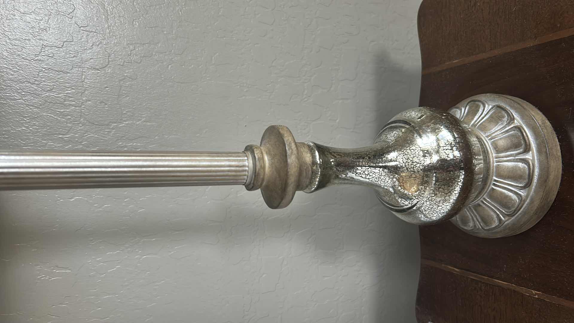 Photo 1 of TRADITIONAL STYLE RESIN /METAL TABLE LAMP W DARK BLUE FLARED DRUM SHADE H 30"