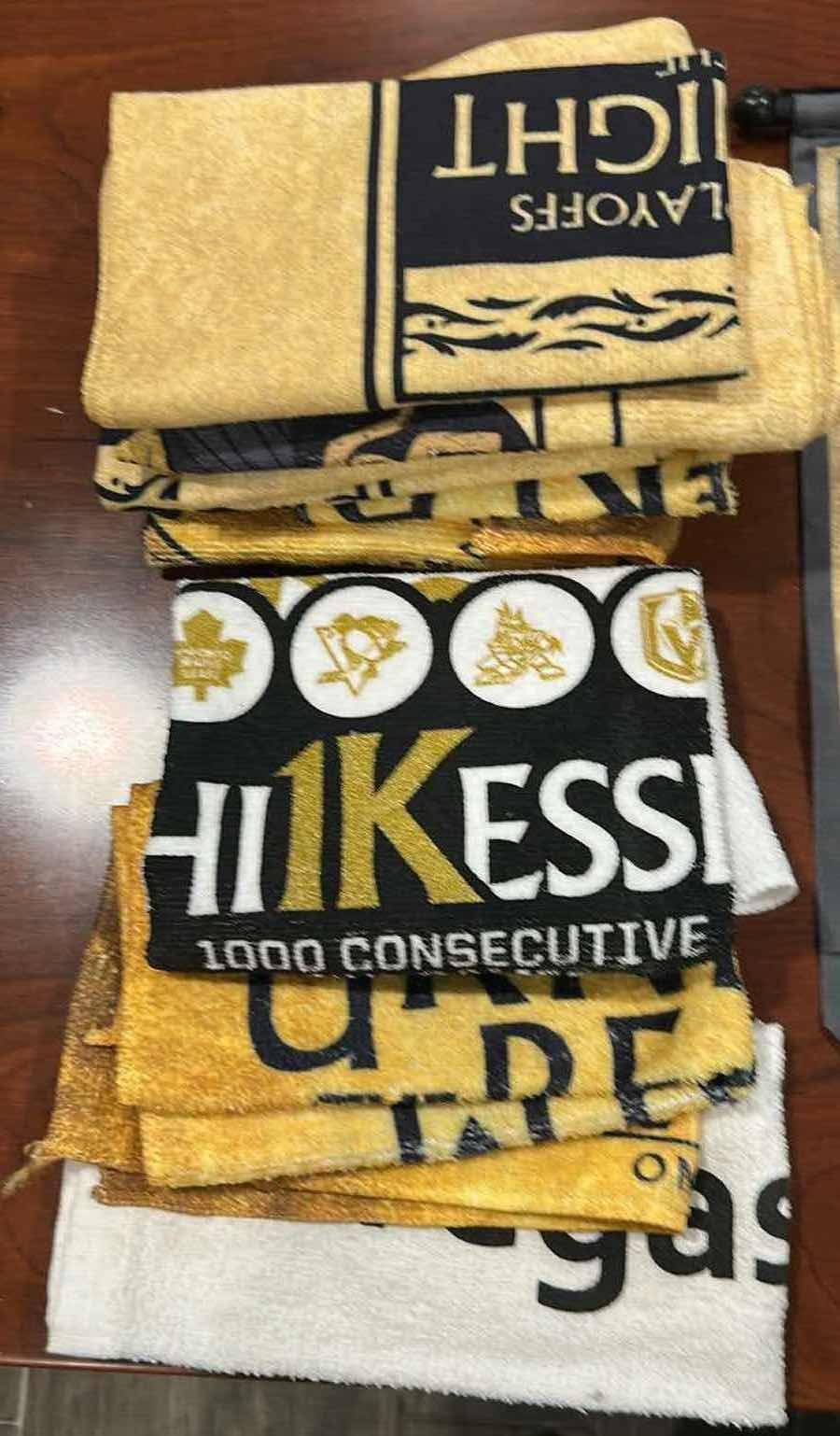Photo 1 of 11 VEGAS GOLDEN KNIGHTS ITEMS