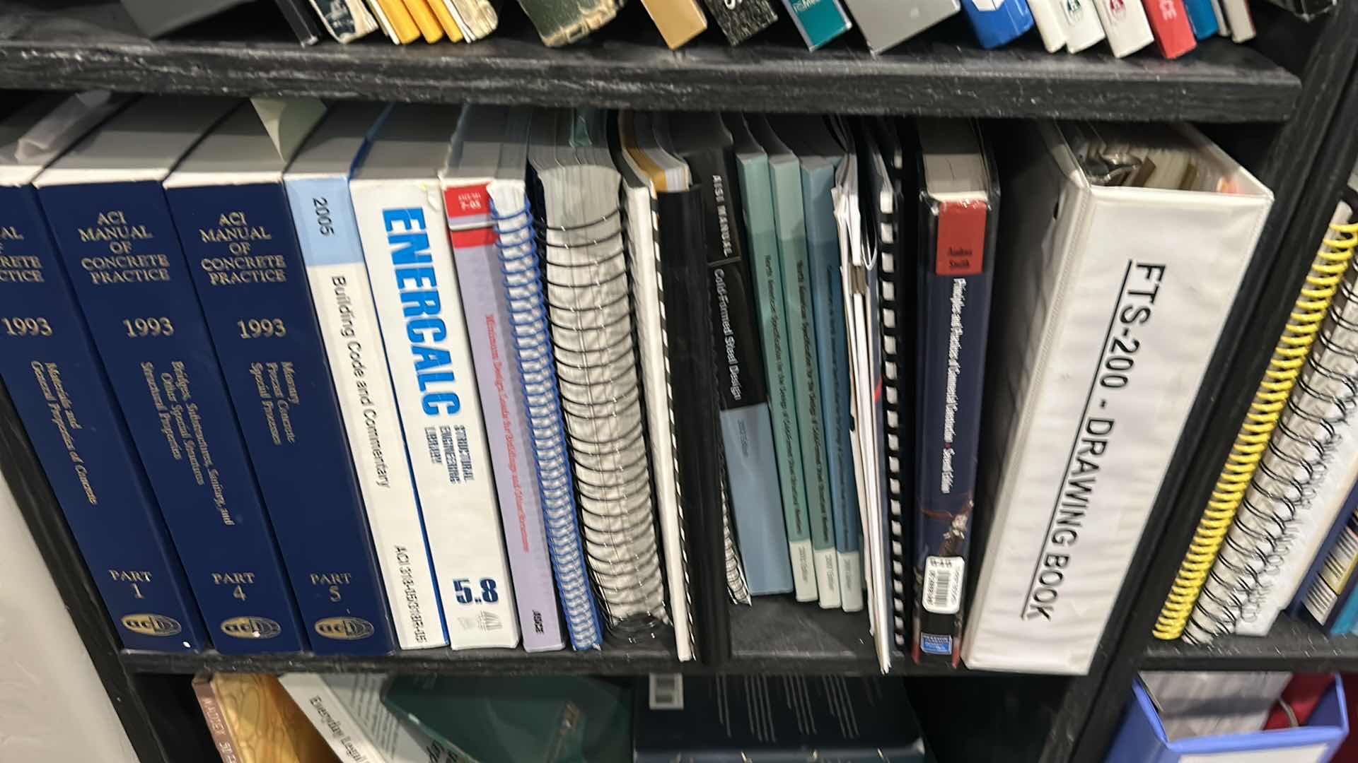 Photo 1 of CONTENTS OF SHELF ASSORTED ENGINEERING BOOKS