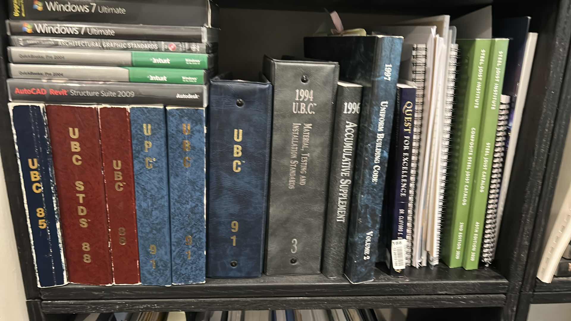 Photo 1 of CONTENTS OF SHELF ASSORTED ENGINEERING BOOKS