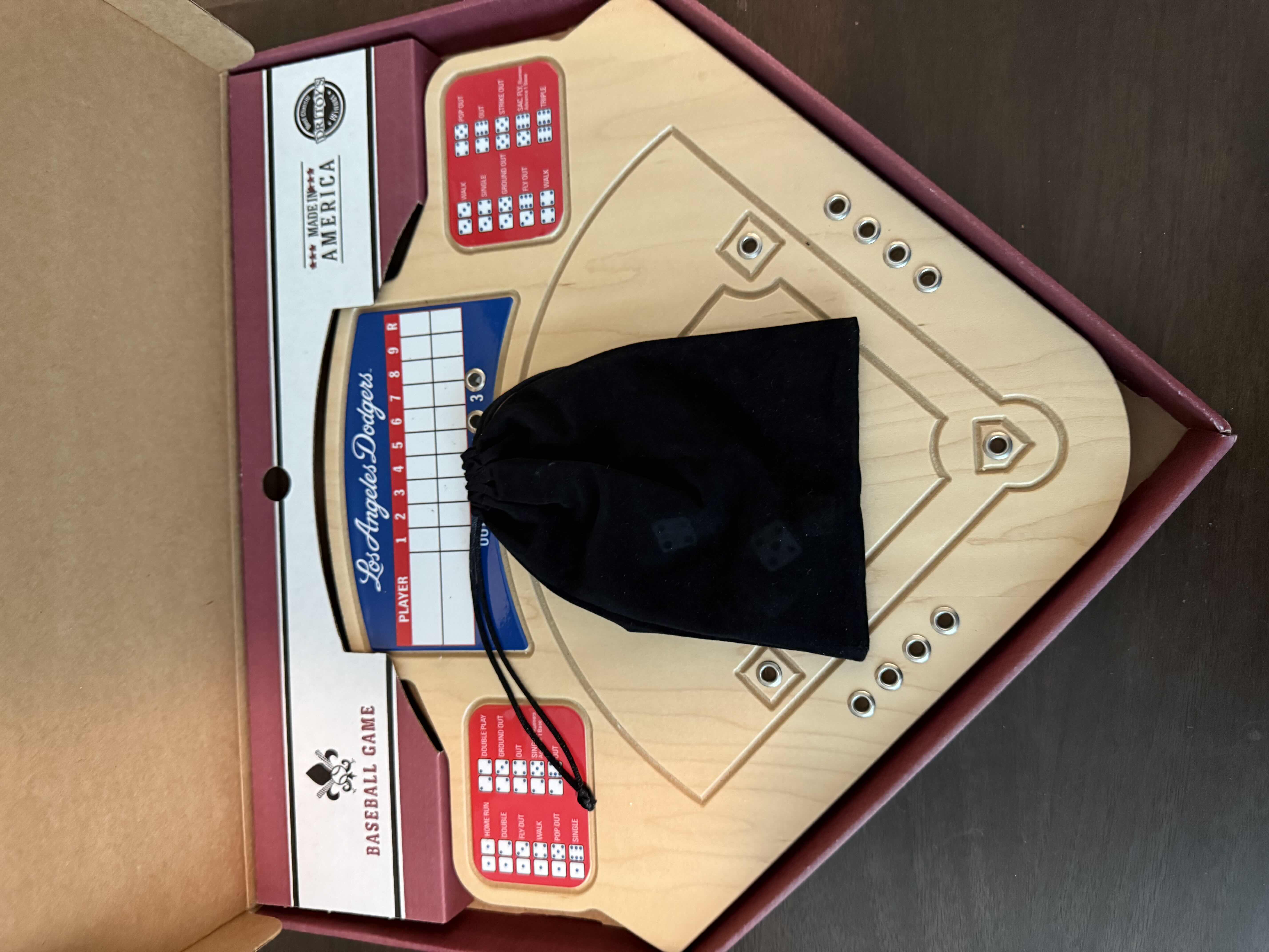 Photo 1 of UNCOMMON GOODS ACROSS THE BOARD “BASEBALL GAME”