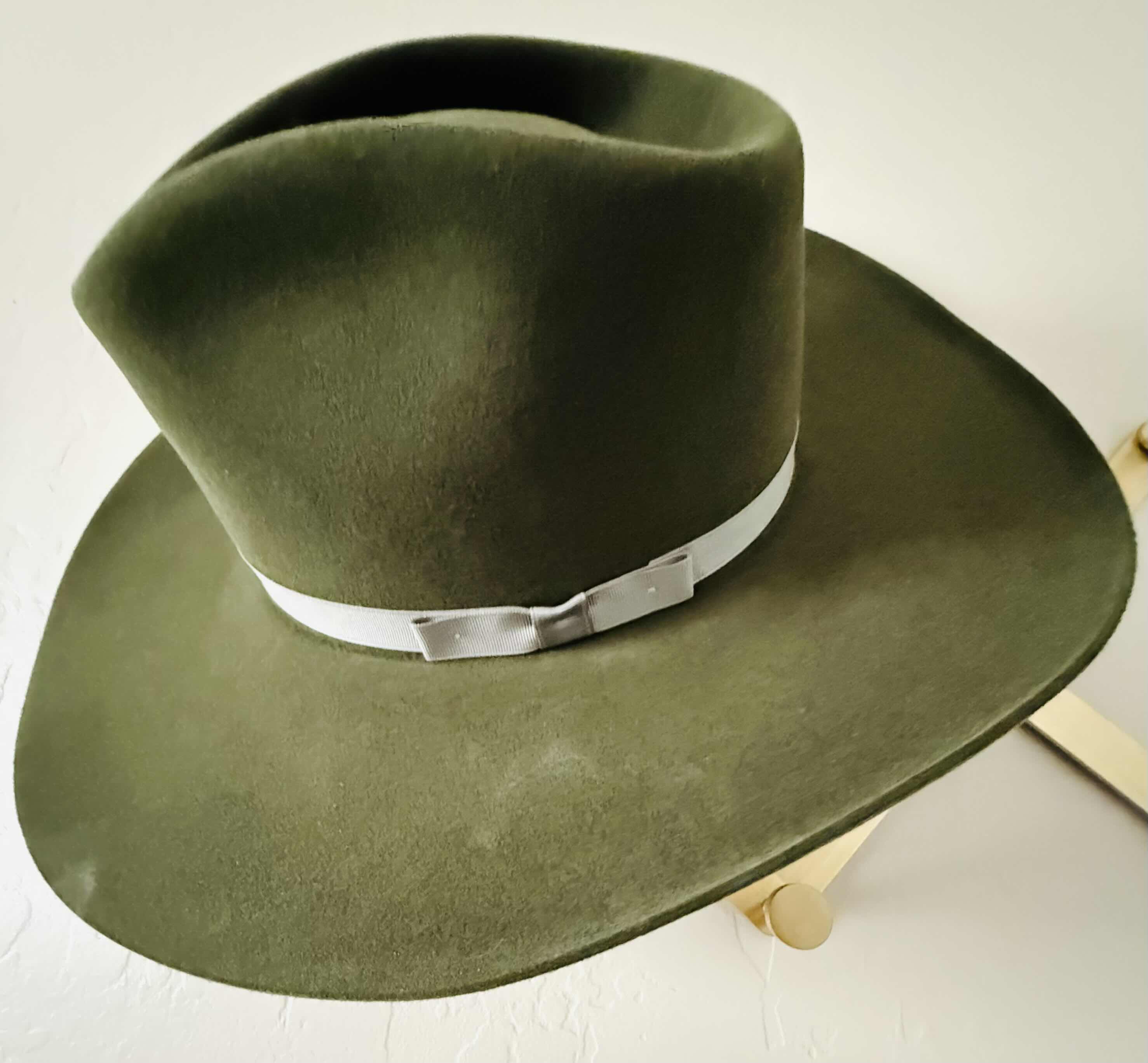 Photo 1 of BIGGAR HATS TEXAS EIGHTER 8X CACTUS CASH FELT COWBOY HAT 7 1/8