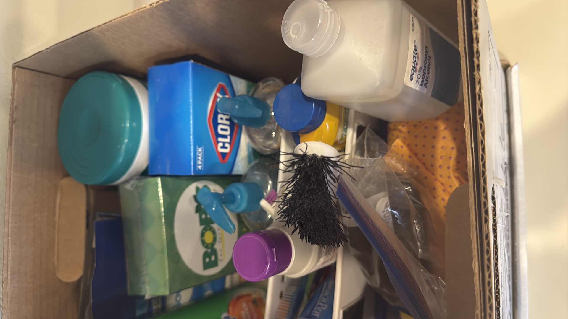 Photo 1 of BOX W CLEANING SUPPLIES