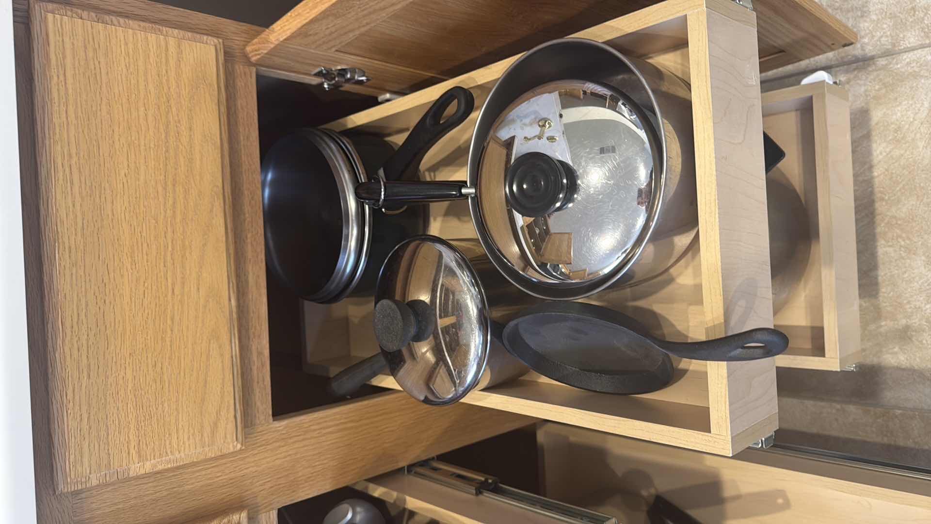Photo 3 of CONTENTS OF KITCHEN CABINET-POTS & PANS