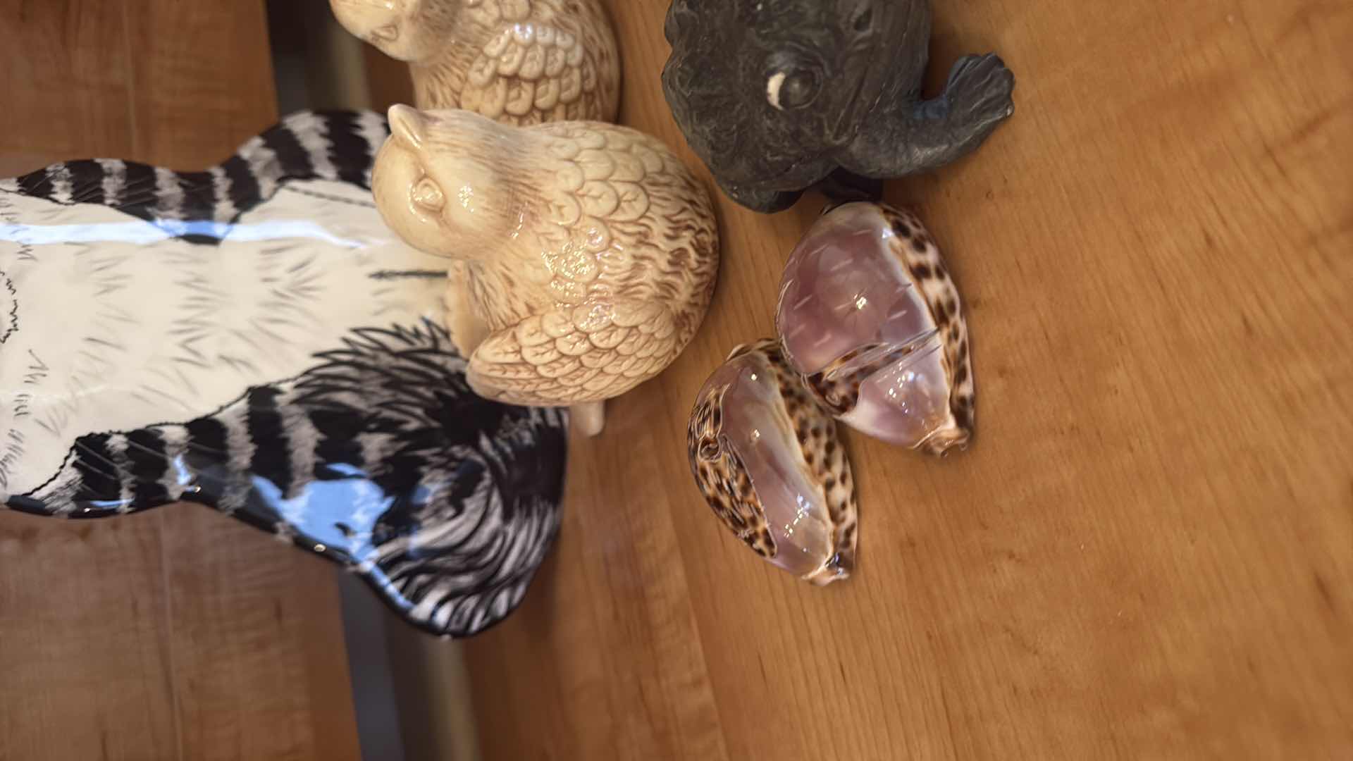 Photo 1 of ANIMAL CERAMIC & GLASS COLLECTIBLE FIGURINES