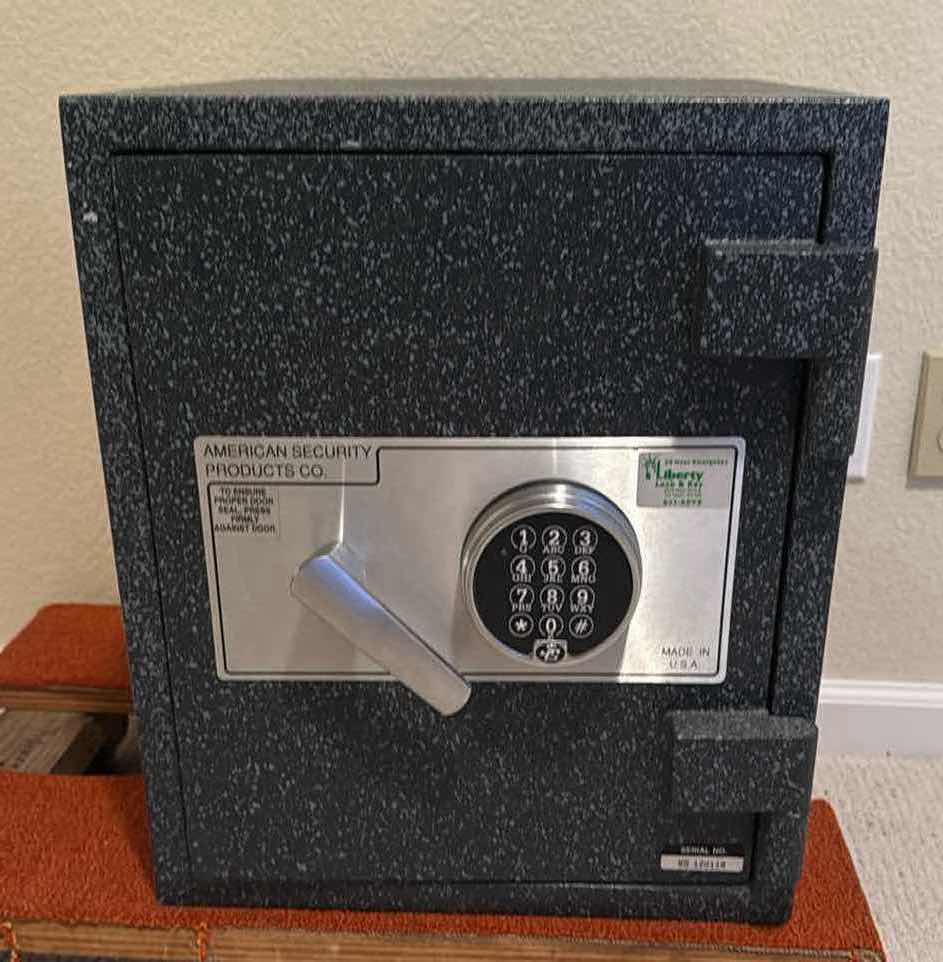 Photo 1 of AMERICAN SECURITY SAFE 16” x 19” H19”
