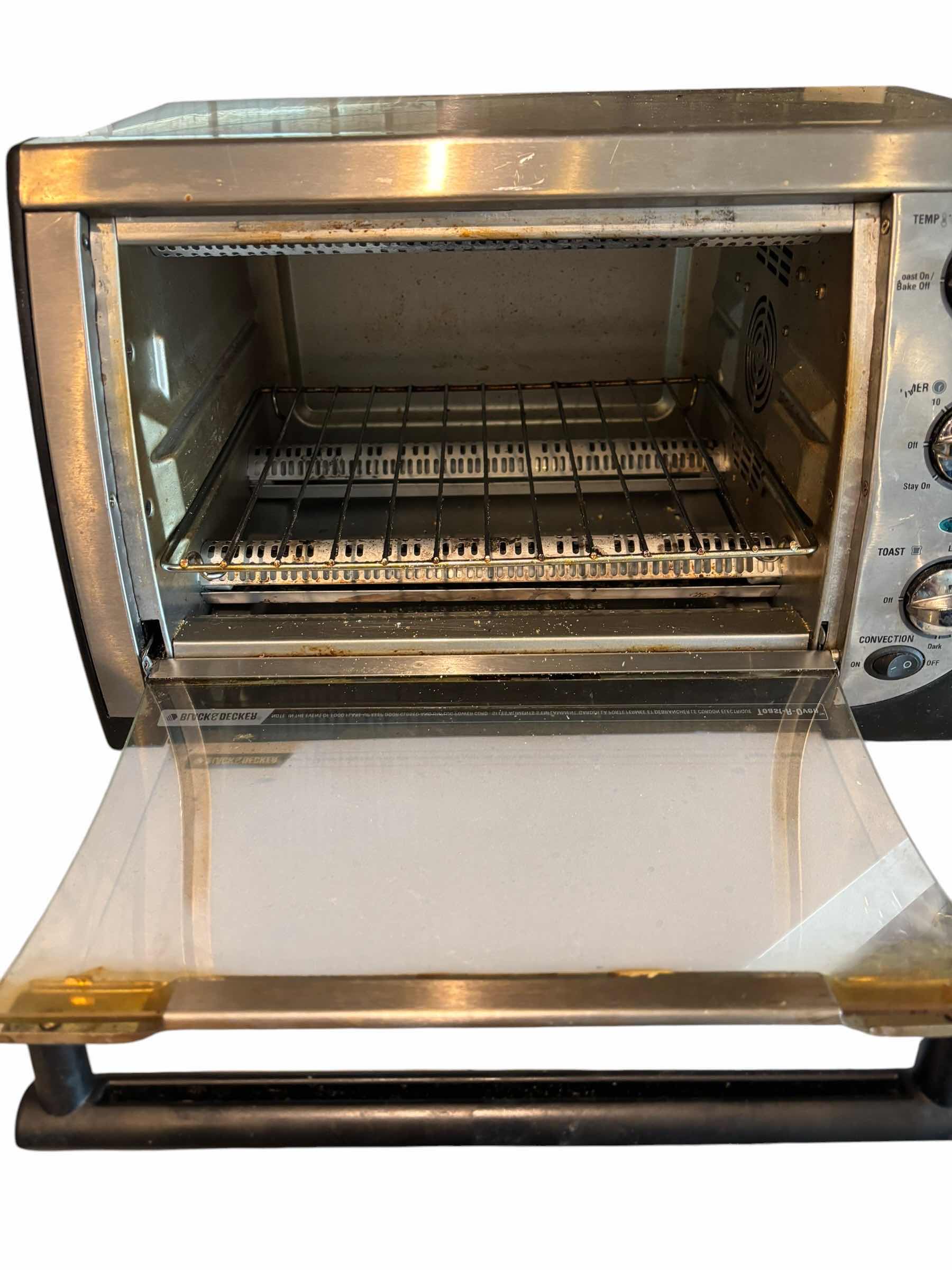 Photo 1 of BLACK & DECKER TOAST-R-OVEN
