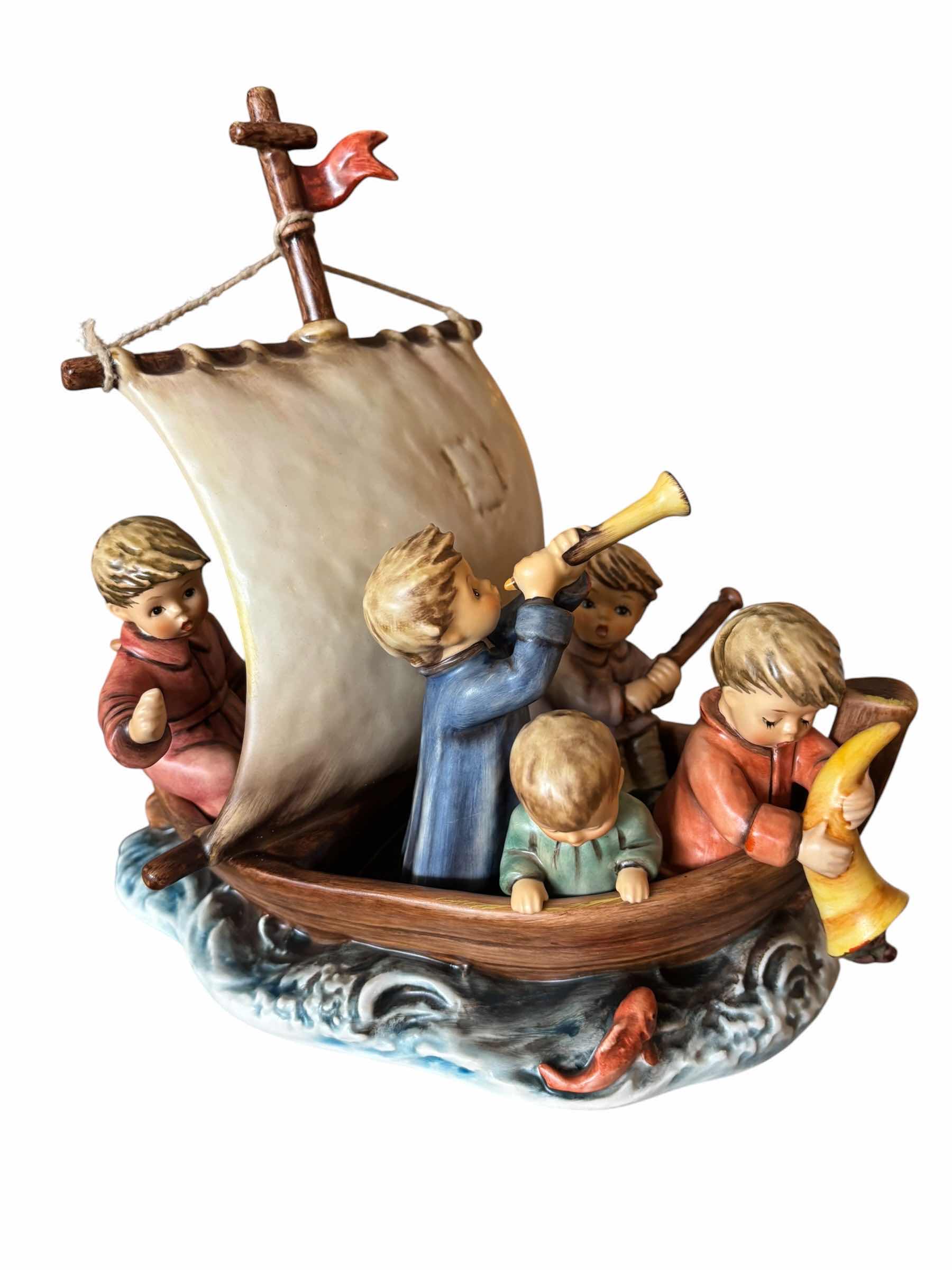 Photo 1 of HUMMEL “LAND IN SIGHT” FIGURINE 9”H