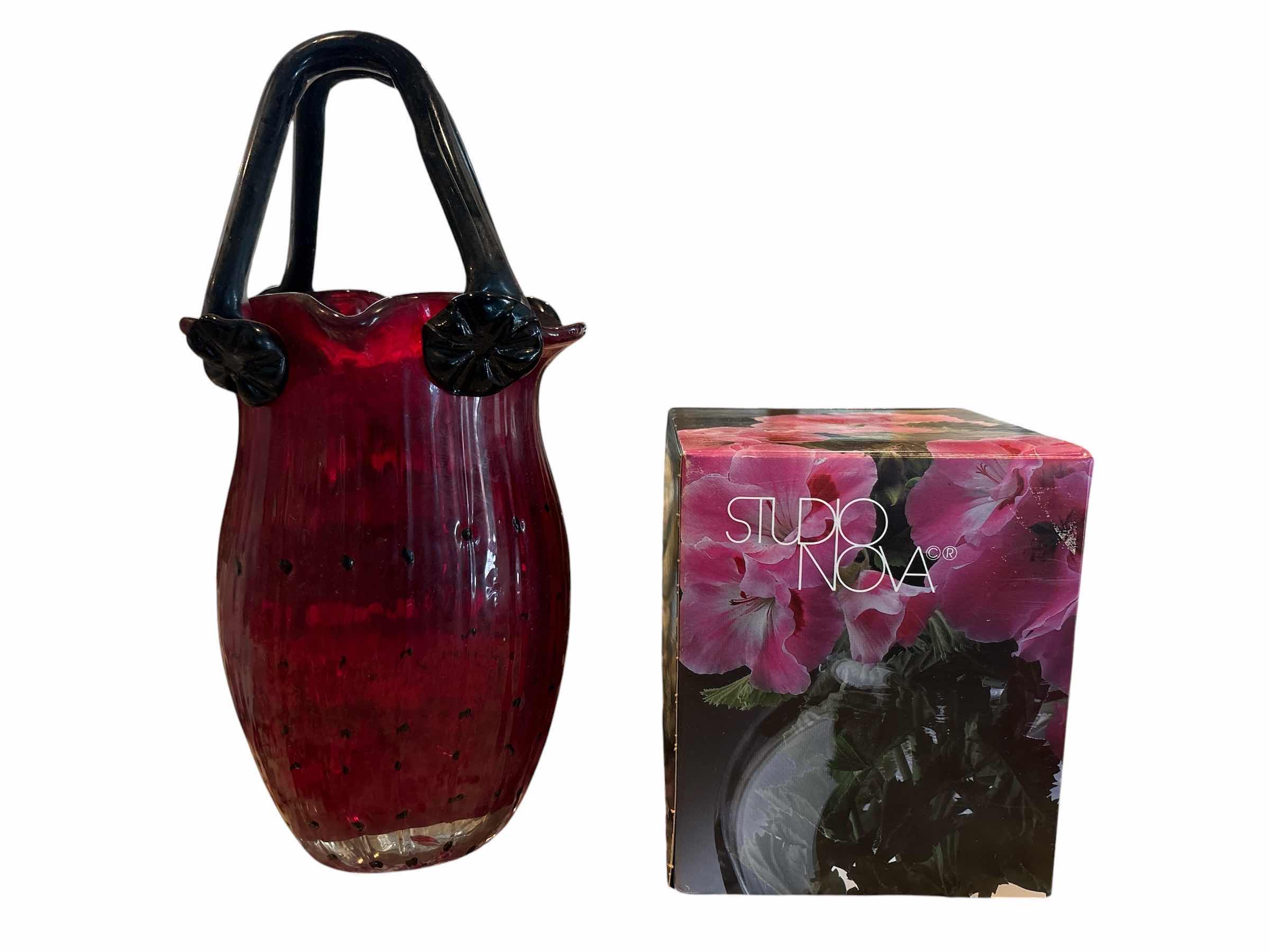 Photo 1 of (2)PCS BLOCK CRYSTAL STRAWBERRY GLASS HANDBAG & STUFIO NOVA VASE H12”