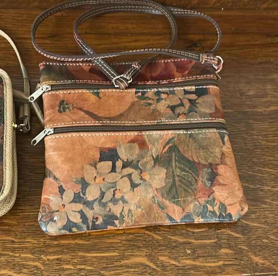 Photo 1 of COCONUT PATCHWORK SHELL BAG / PYTHON LEATHER CROSSBODY/ GRANADA FLORAL BAG