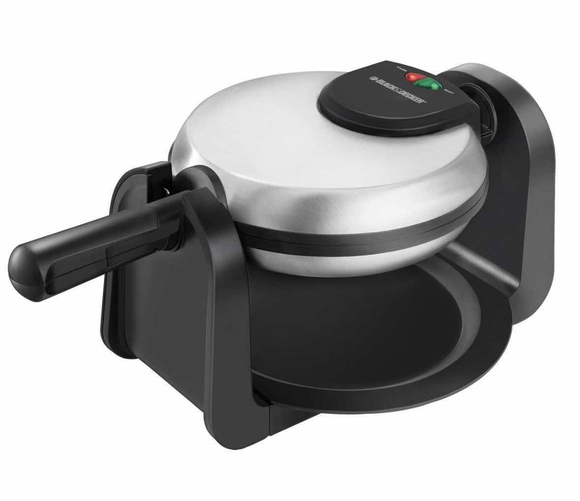 Photo 1 of BLACK & DECKER FLIP WAFFLE MAKER 7”