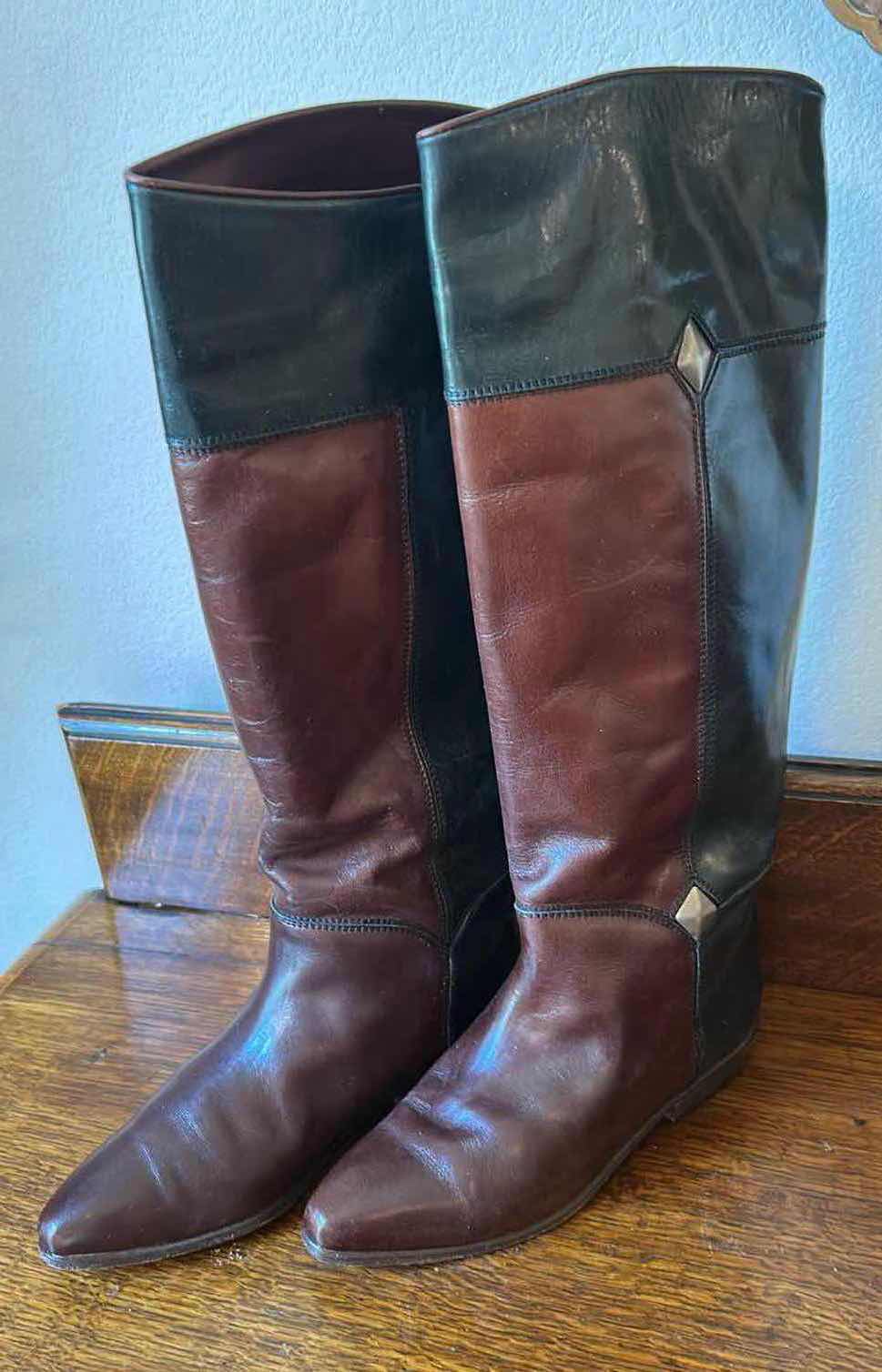 Photo 1 of 3- VINTAGE BROWN LEATHER RIDING BOOTS (6.5) KNEE HIGH LEATHER BOOTS SUEDE BOOTS (6.5)