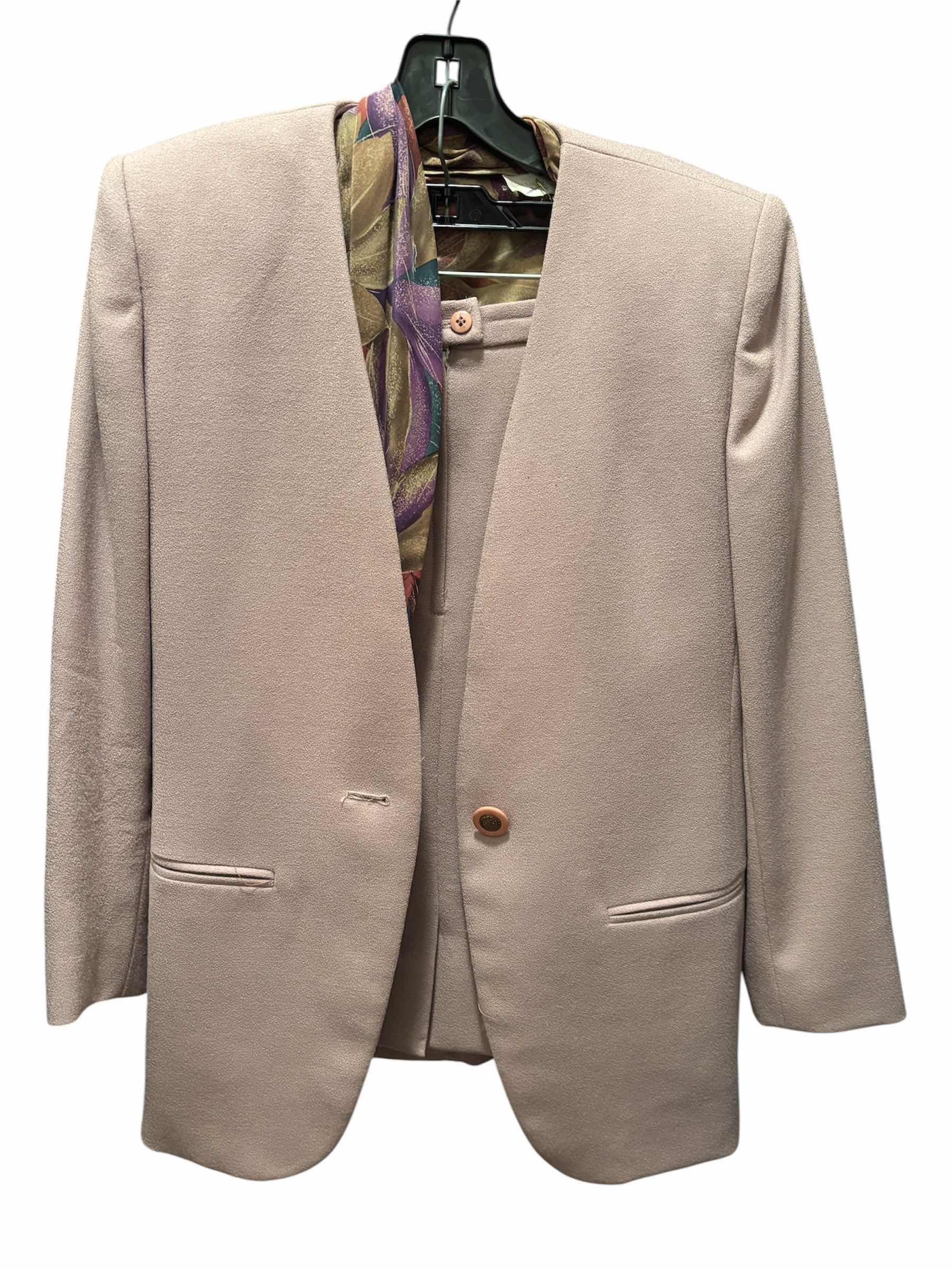 Photo 1 of 100% Wool R & SKIRT SET WITH DANA BUCHANAN TOP SIZE 8