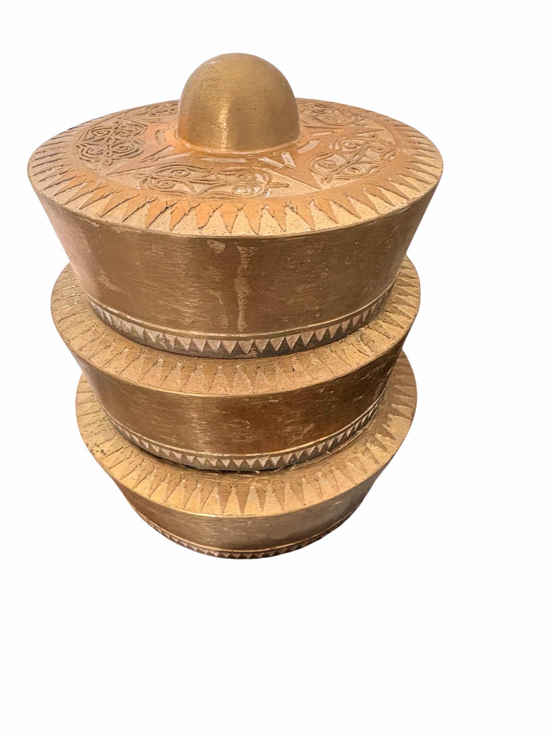 Photo 1 of (12)PCS CEREMONIAL PHILIPPINE JARS & URNS