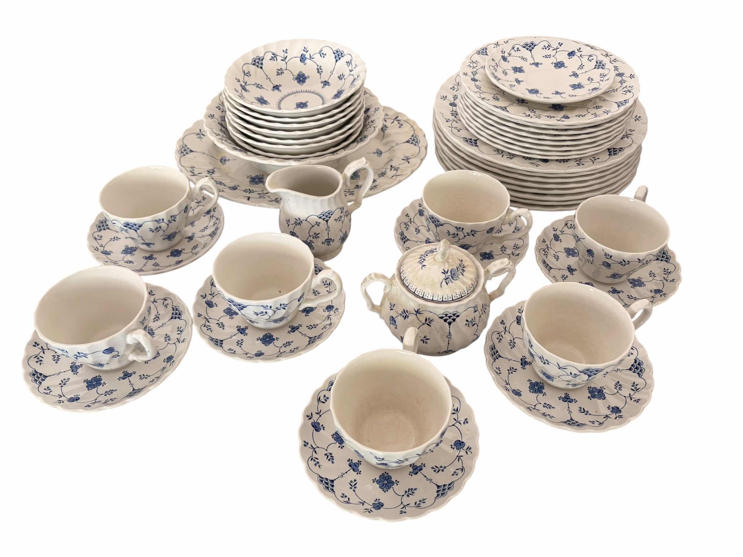 Photo 1 of (42)PCS MYOTT FINLANDIA ENGLISH CHINA SET