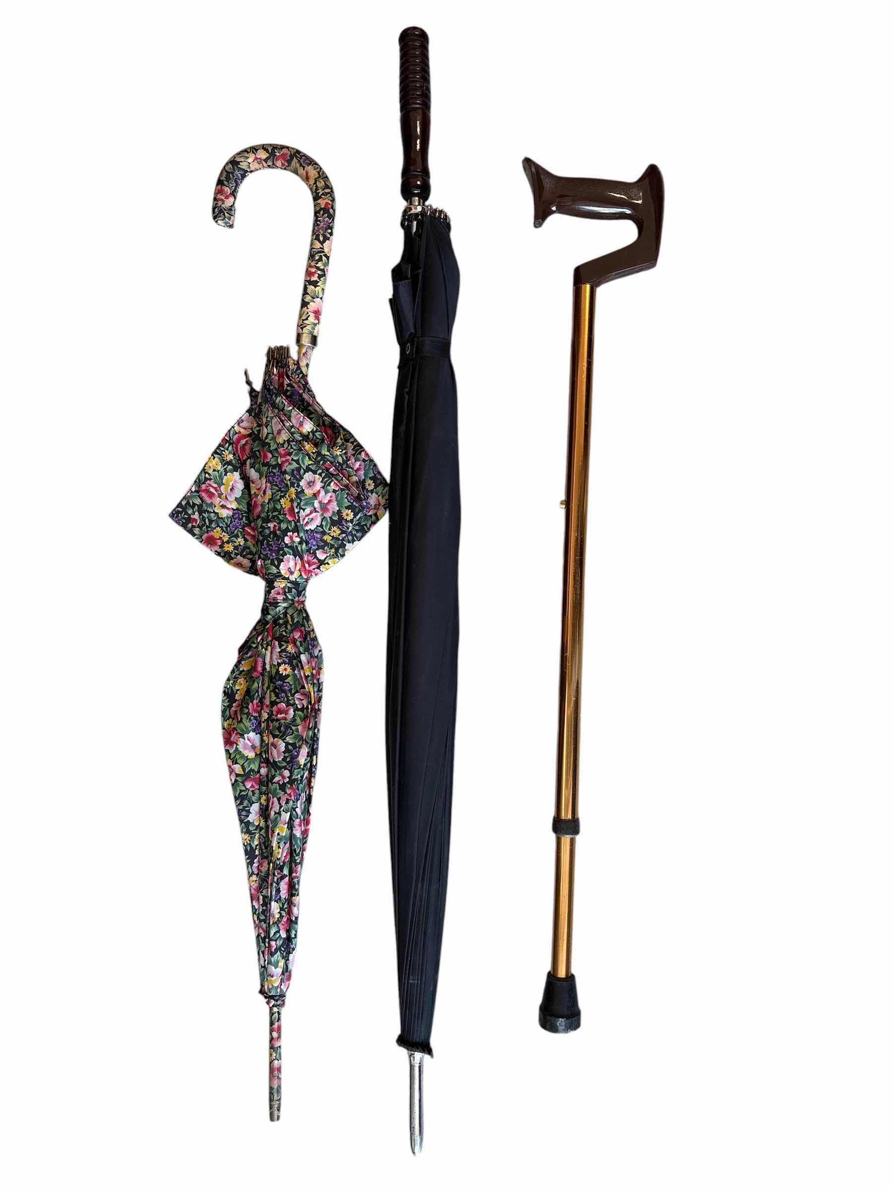 Photo 1 of (3)PCS UMBRELLAS & WALKER H30”