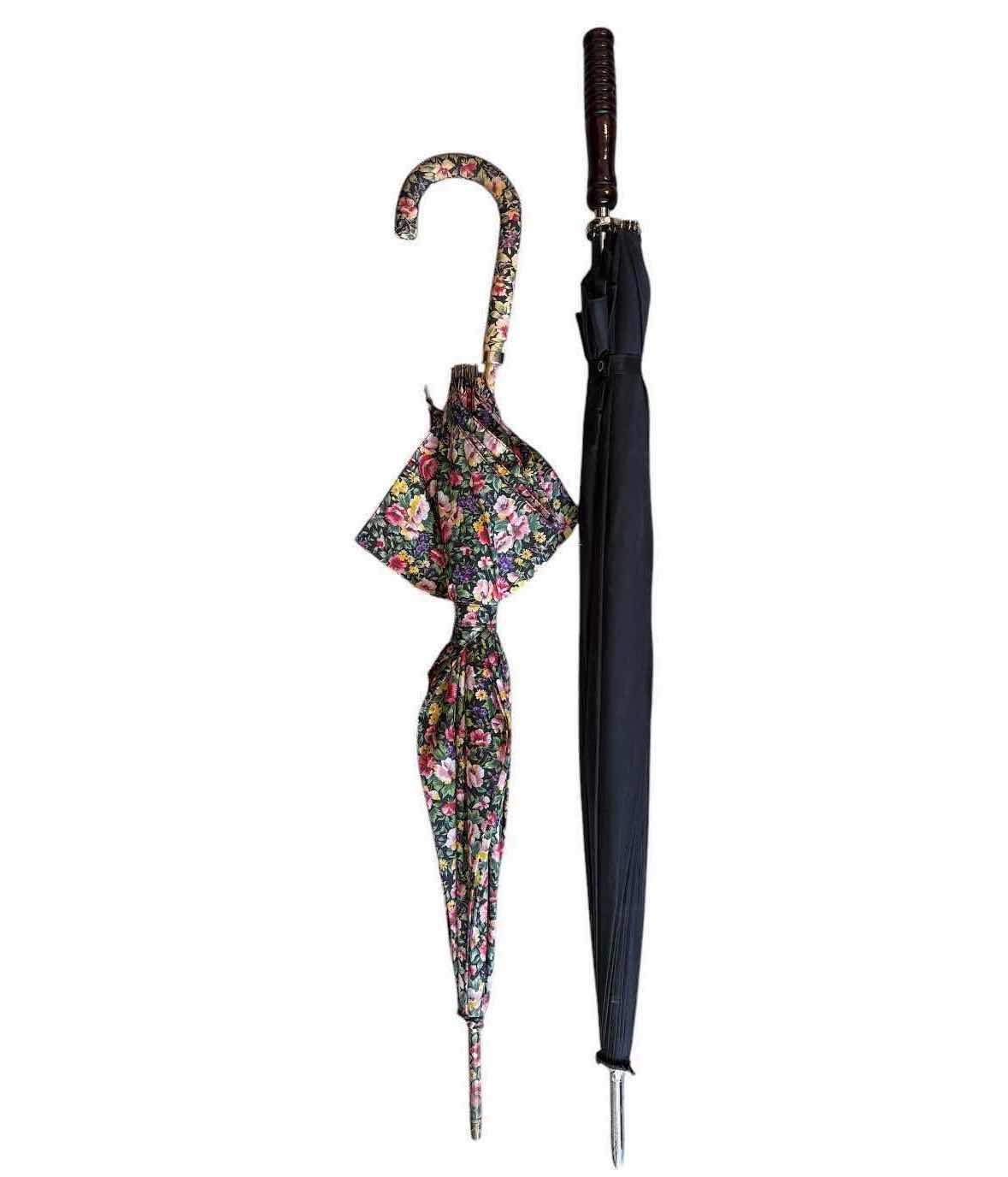 Photo 1 of (3)PCS UMBRELLAS & WALKER H30”