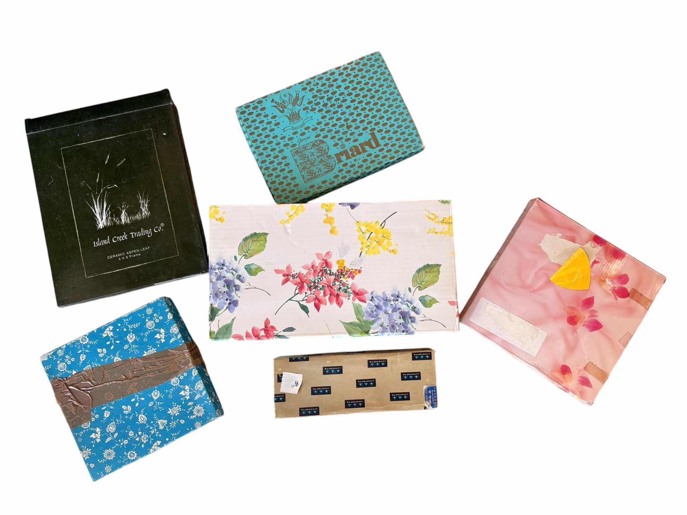Photo 1 of (6)PCS DECORATIVE CERAMIC PLATES & TRAYS