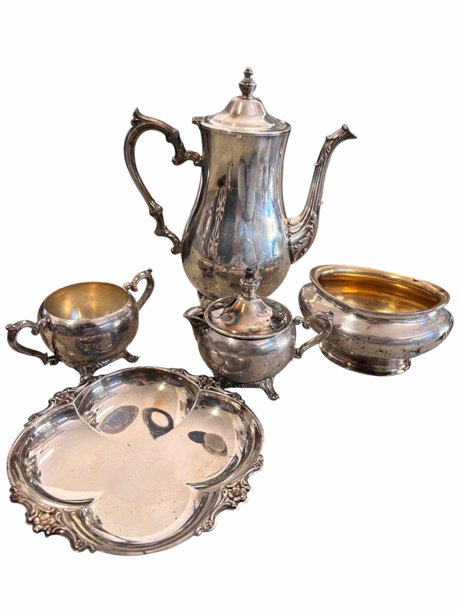 Photo 1 of (5)PCS VICTORIAN STYLE SERVICE SET H8”