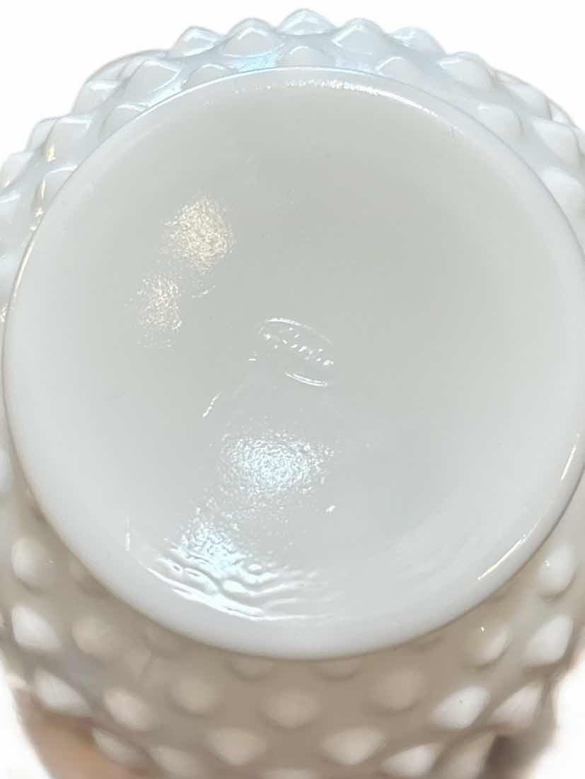 Photo 1 of VINTAGE FENTON STYLE ART GLASS WHITE RUFFLED HOBNAIL MILK GLASS VASE 4”H