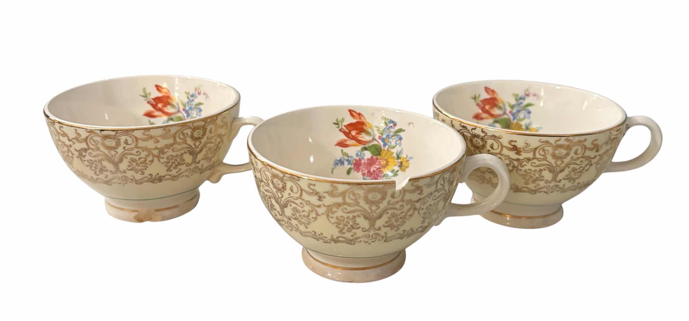 Photo 1 of VINTAGE SALEM CHINA COMPANY 23 KARAT GOLD LETTERING - 15 PIECES
