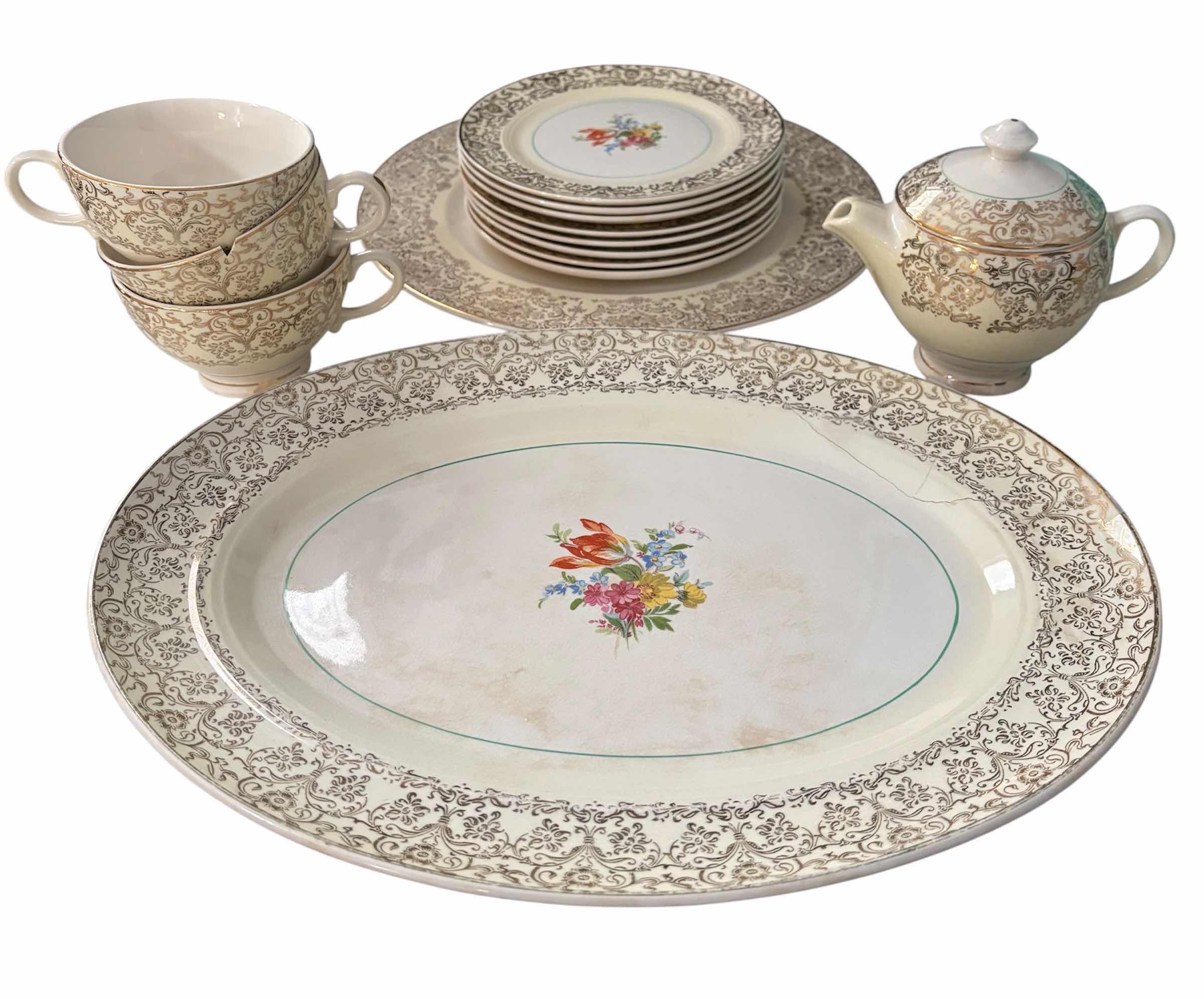 Photo 1 of VINTAGE SALEM CHINA COMPANY 23 KARAT GOLD LETTERING - 15 PIECES