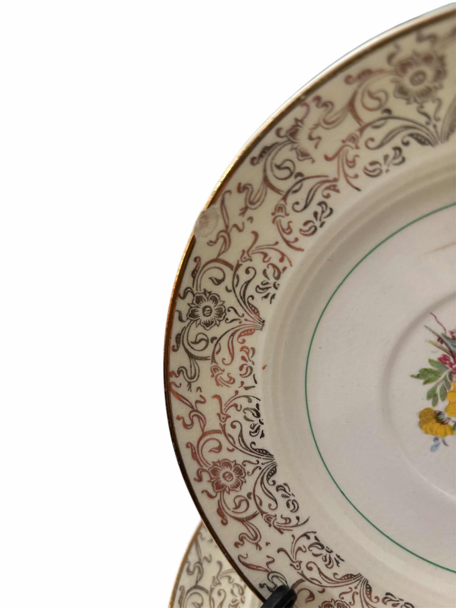 Photo 1 of VINTAGE SALEM CHINA COMPANY 23 KARAT GOLD LETTERING - 26 PIECES
