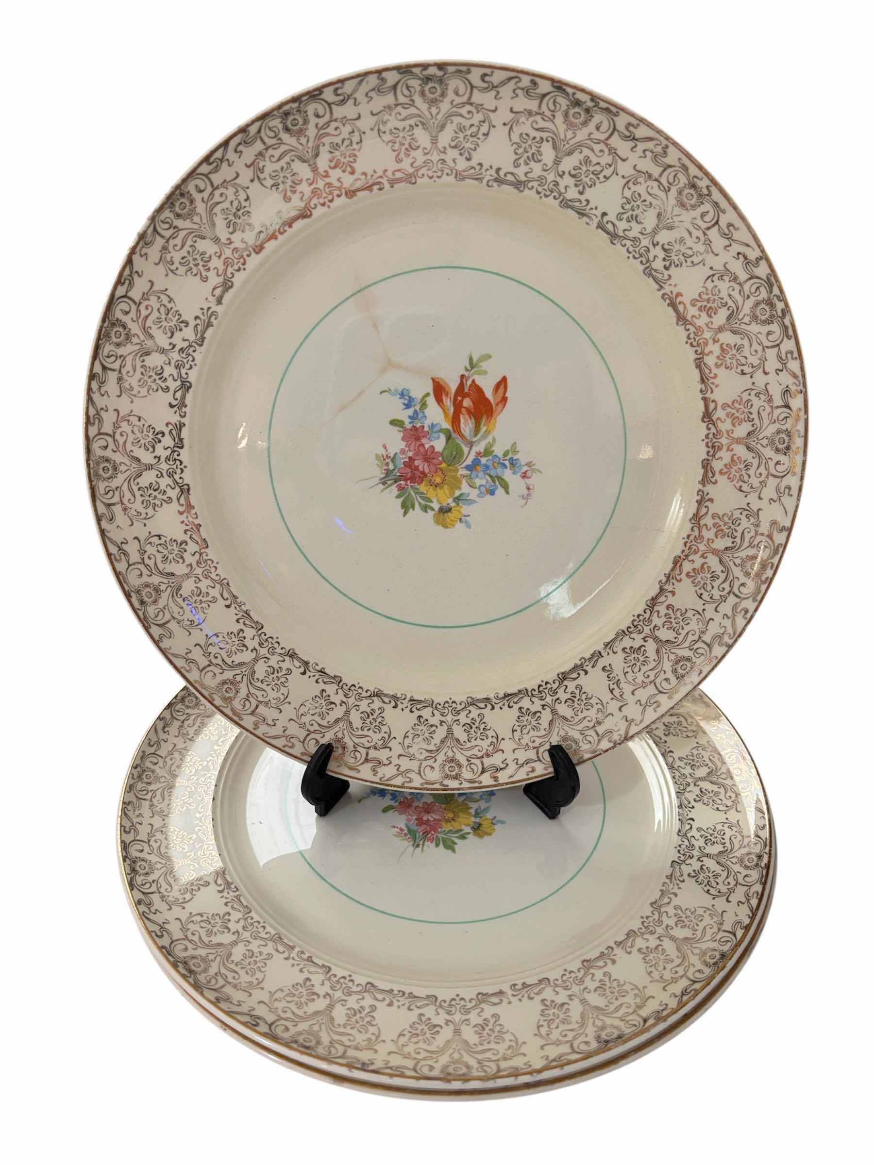 Photo 1 of VINTAGE SALEM CHINA COMPANY 23 KARAT GOLD LETTERING - 26 PIECES