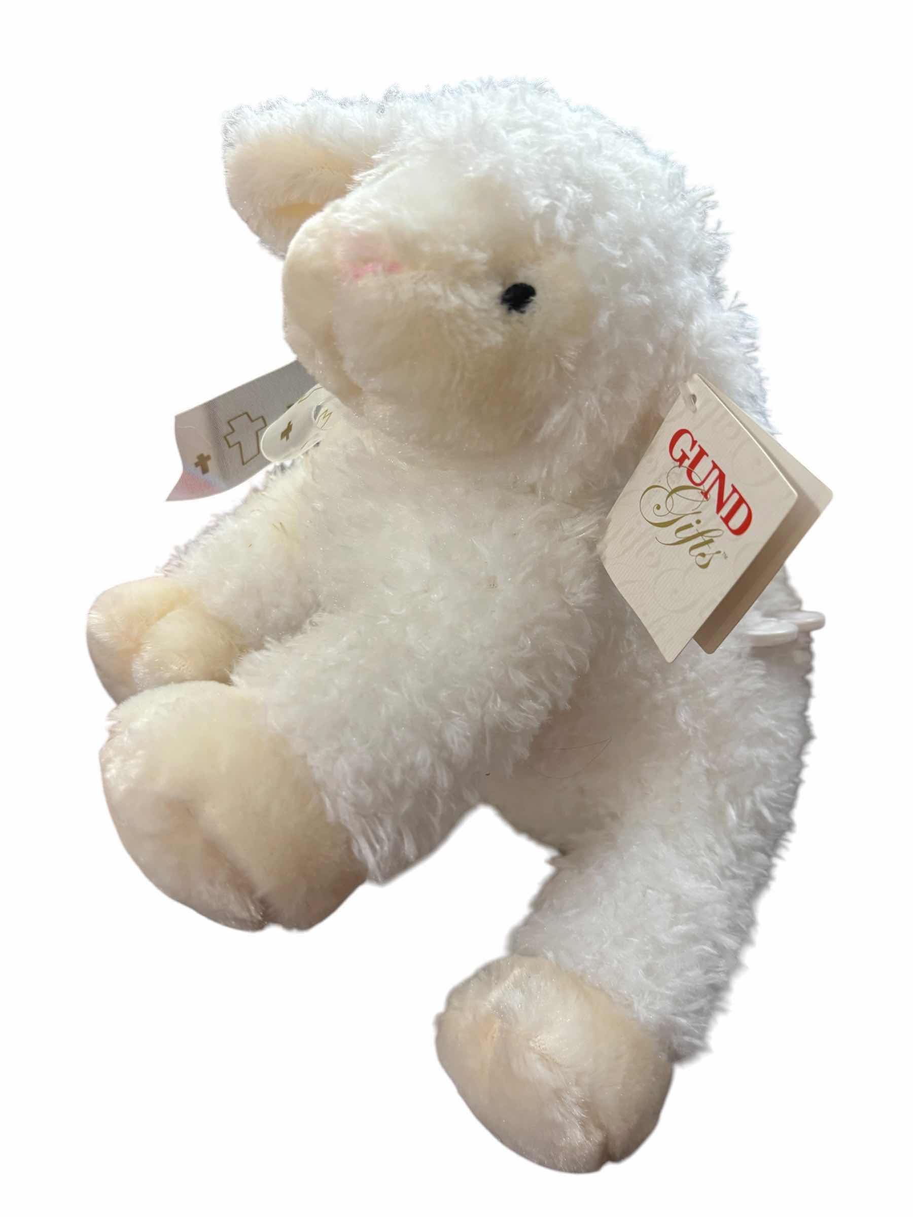 Photo 1 of STUFFED ANIMALS WITH TWO PUPPETS