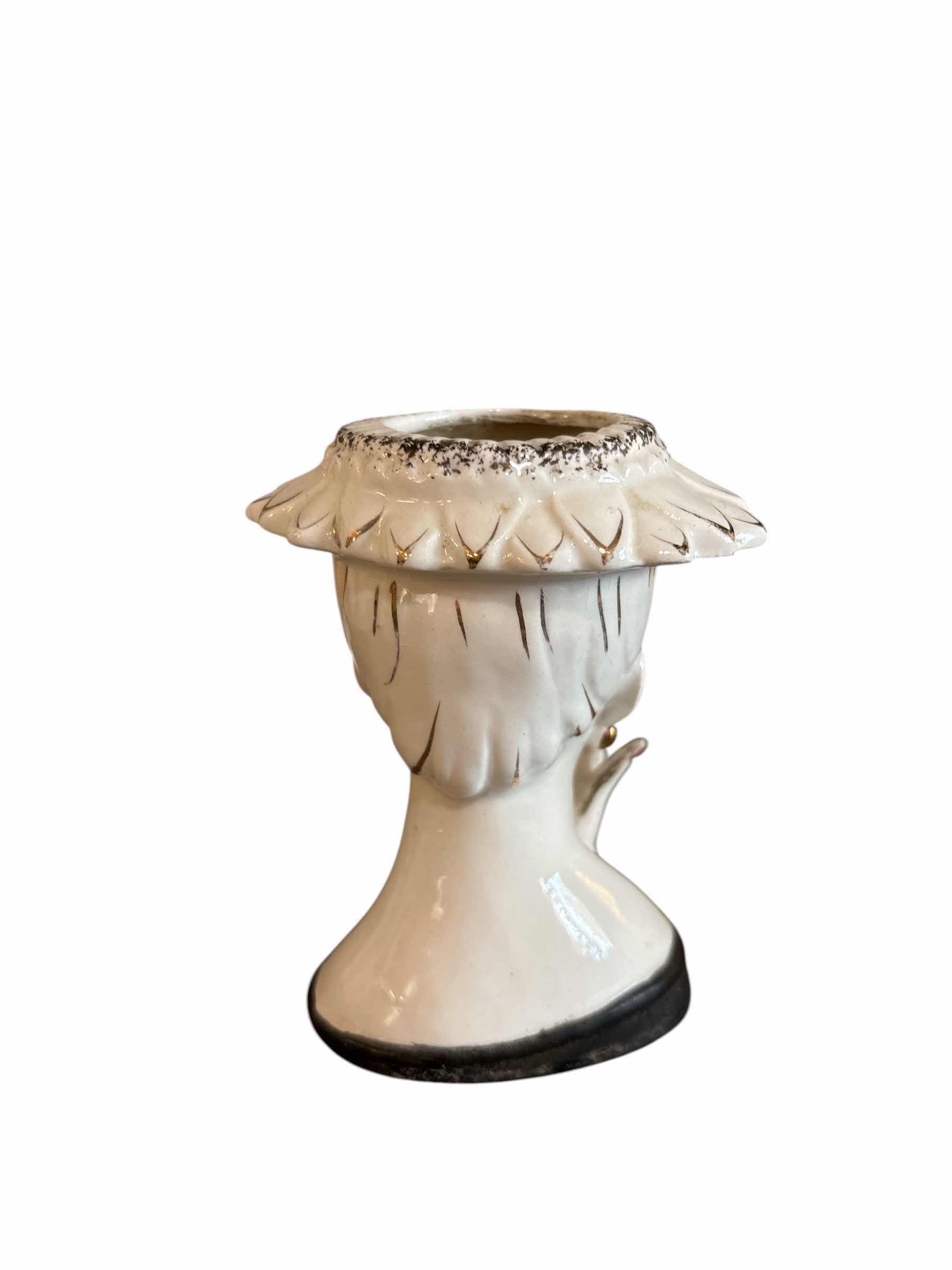 Photo 1 of I.W. RICE LADY HEAD VASE W GOLD EYELASHES & HAT H3.5”
