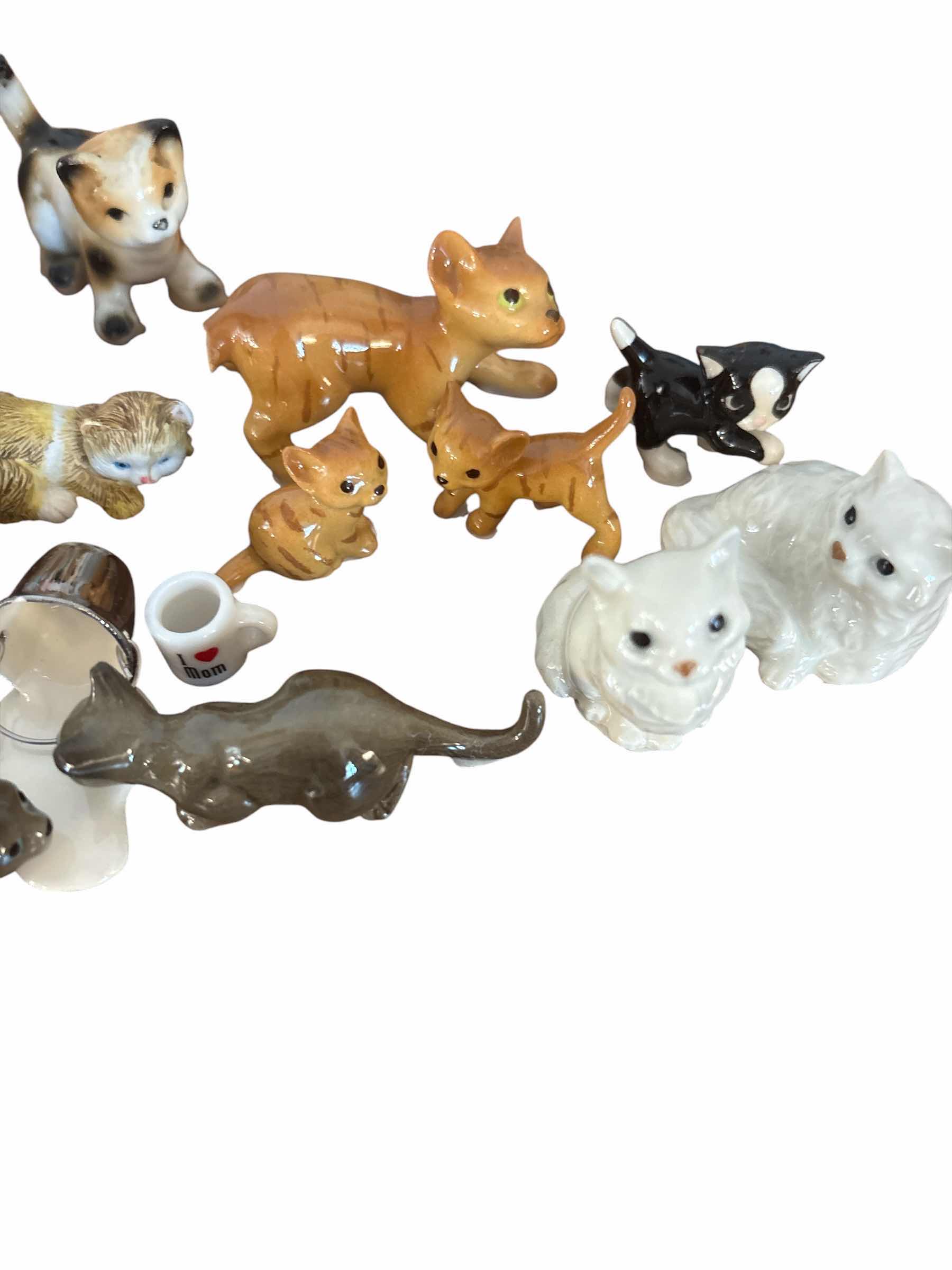 Photo 1 of (12)PCS CAT DRINKING MILK FIGURINES H1”
