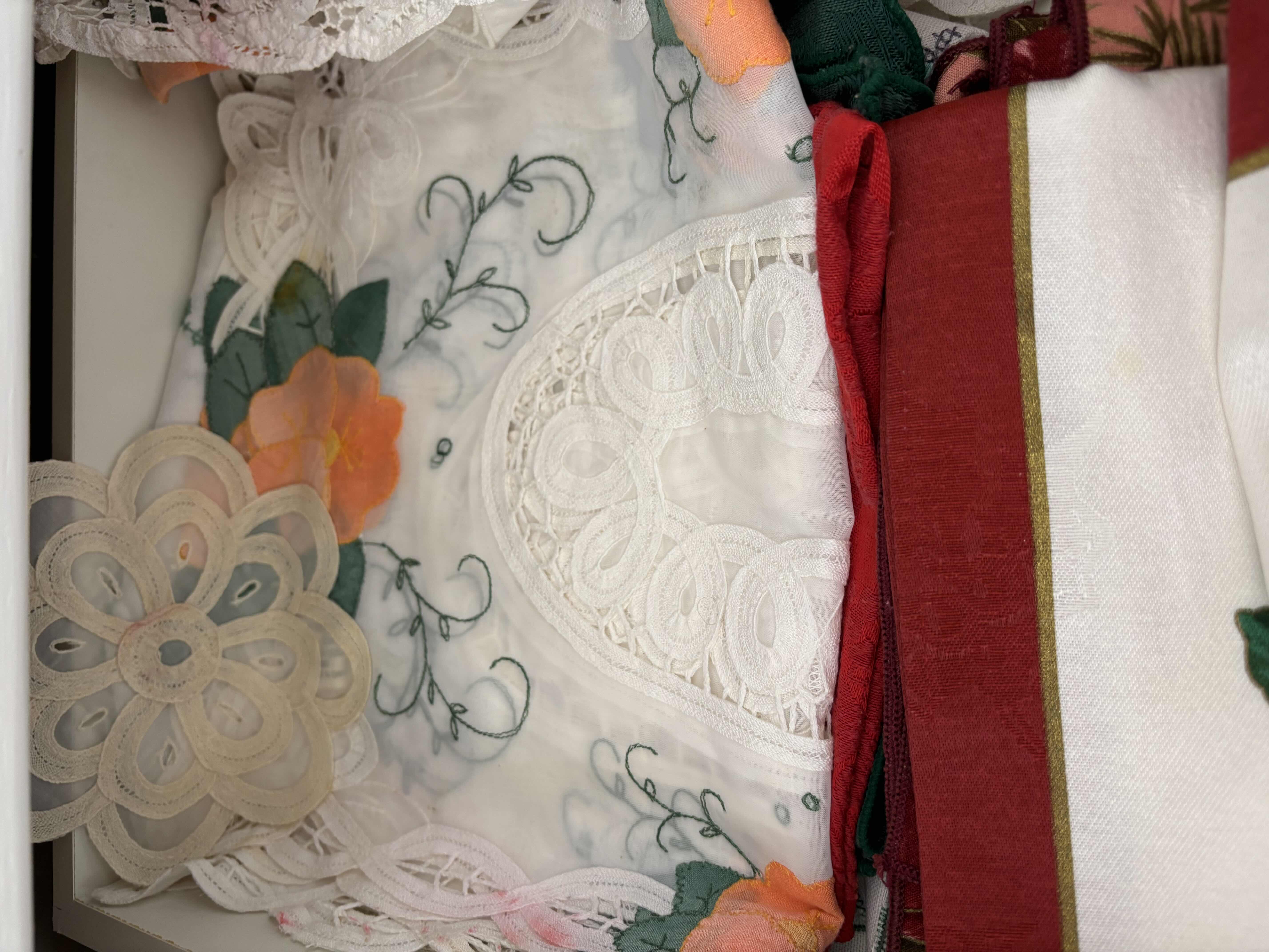 Photo 1 of CONTENTS OF KITCHEN DRAWER: CLOTH NAPKINS & NAPKIN RINGS