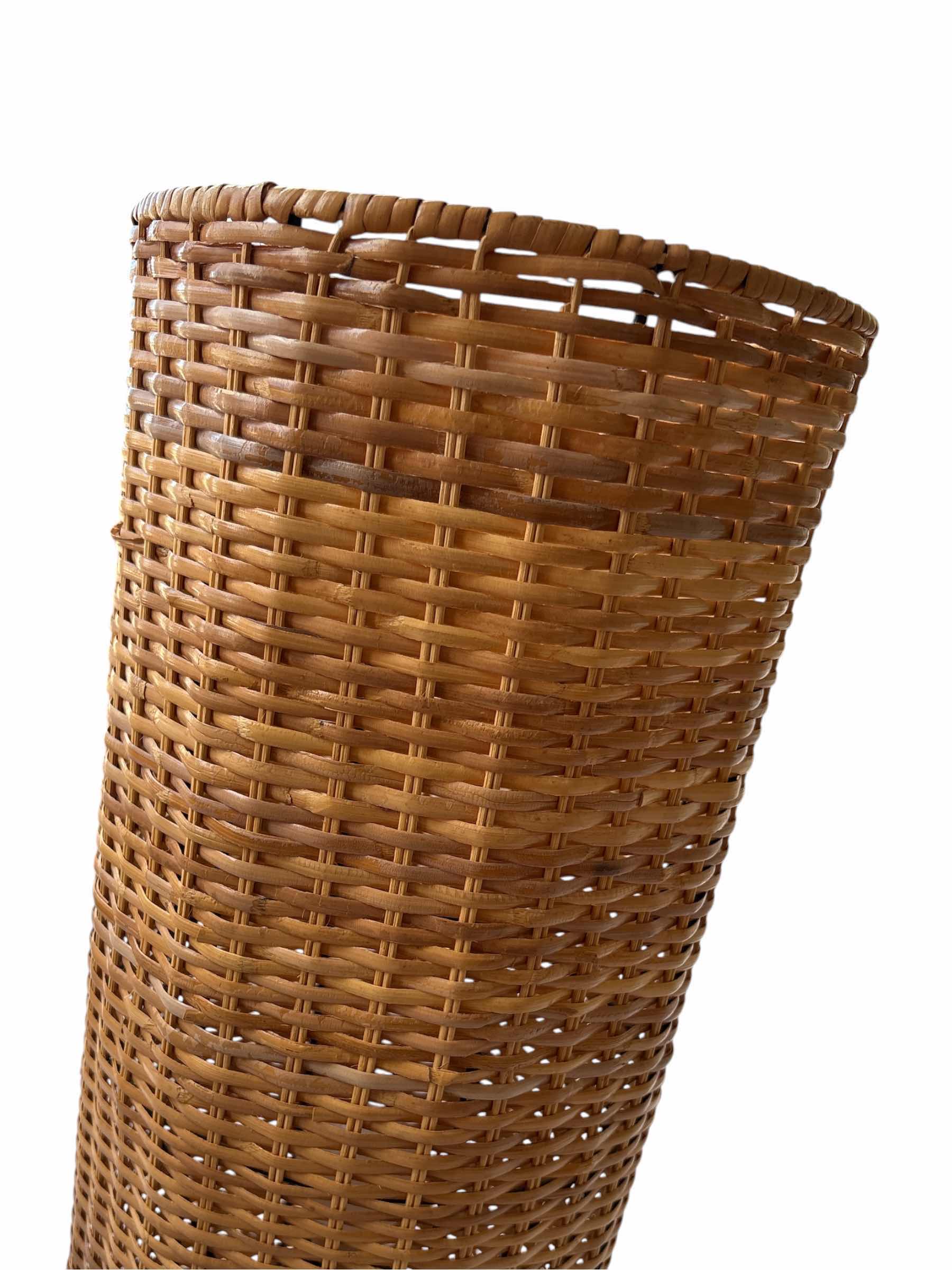 Photo 1 of TALL WICKER/RATTAN FLOOR LAMP W FOOT SWITCH H31.5”