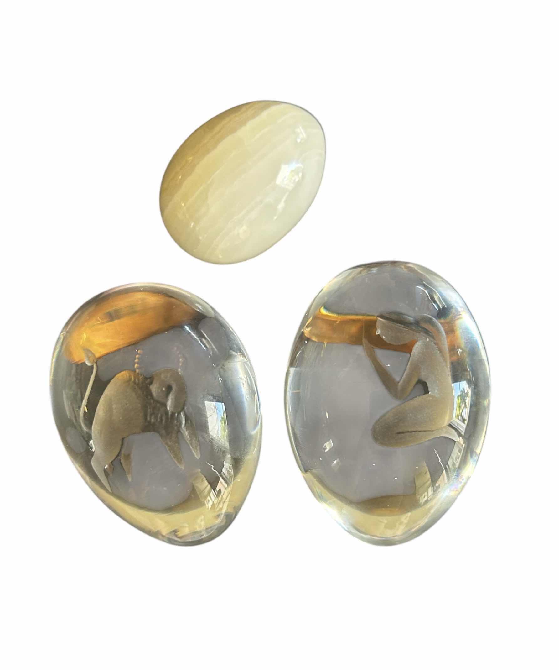 View 1 of VINTAGE SWEDISH ART GLASS PAPERWEIGHTS (2) WITH A BANDED CARNELIAN AGATE STONE