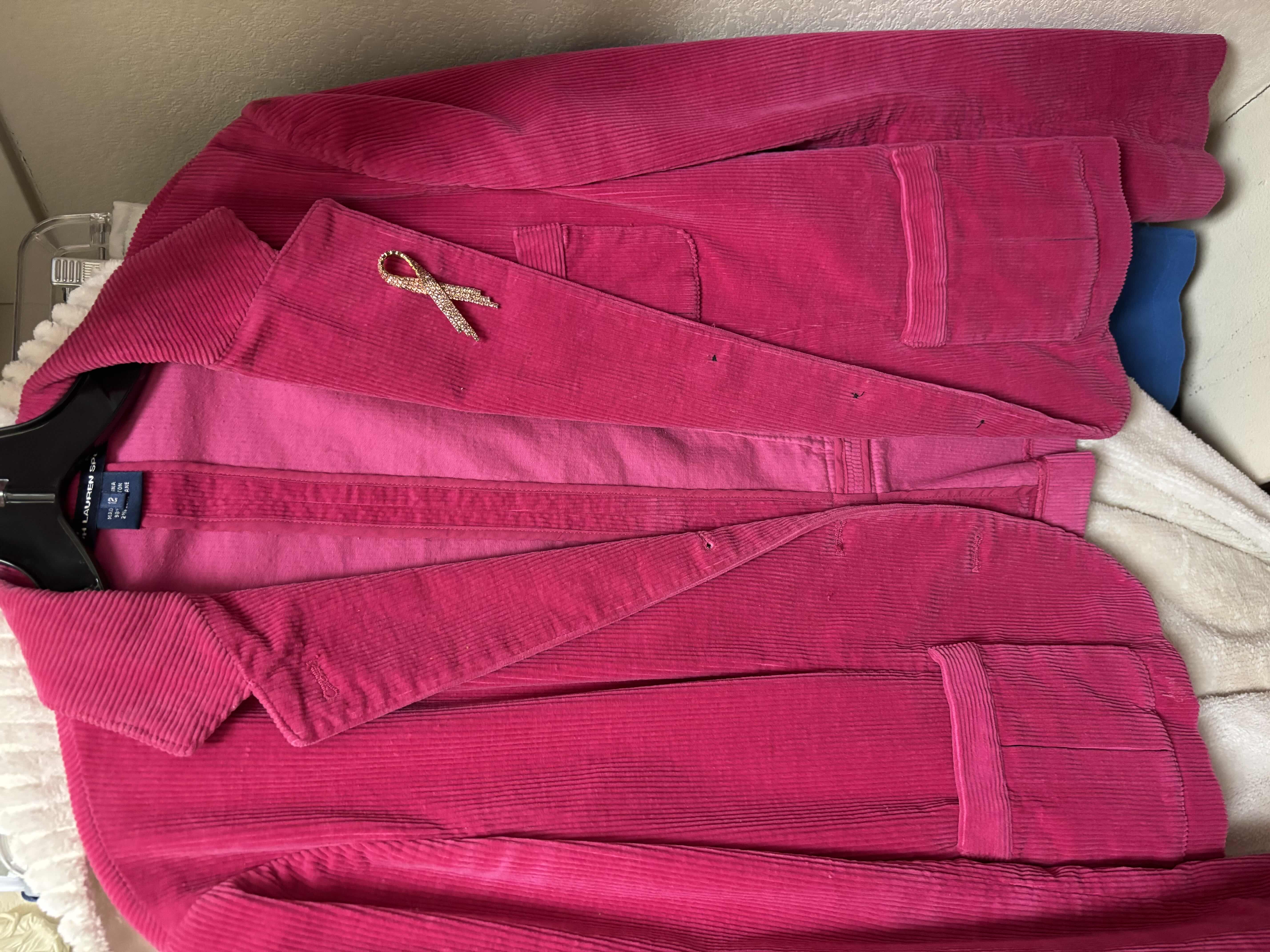 Photo 1 of WOMENS TOPS, DRESSES, PANTS SIZE M-XL