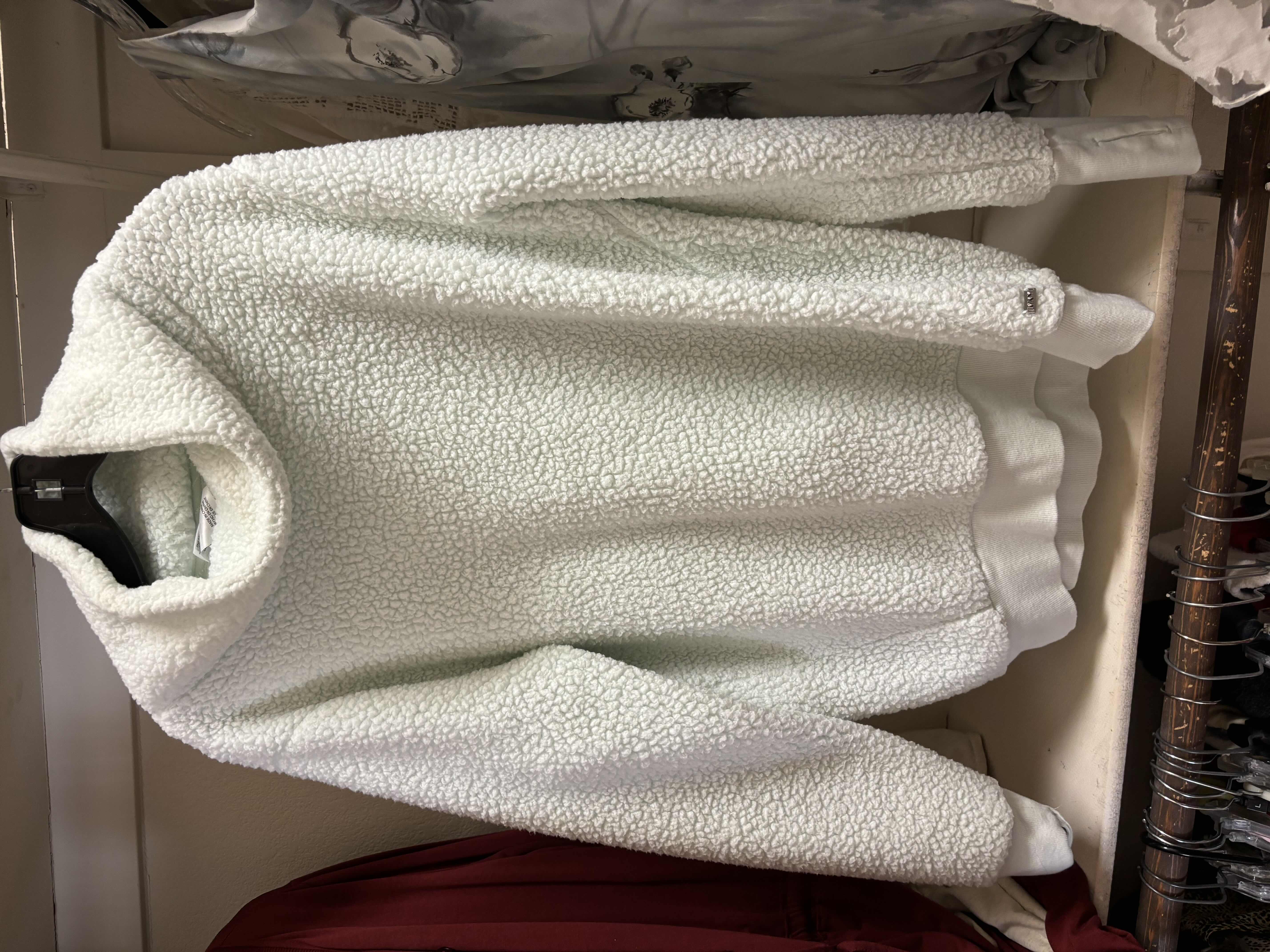 Photo 1 of WOMENS CLOTHES SIZE M-XL