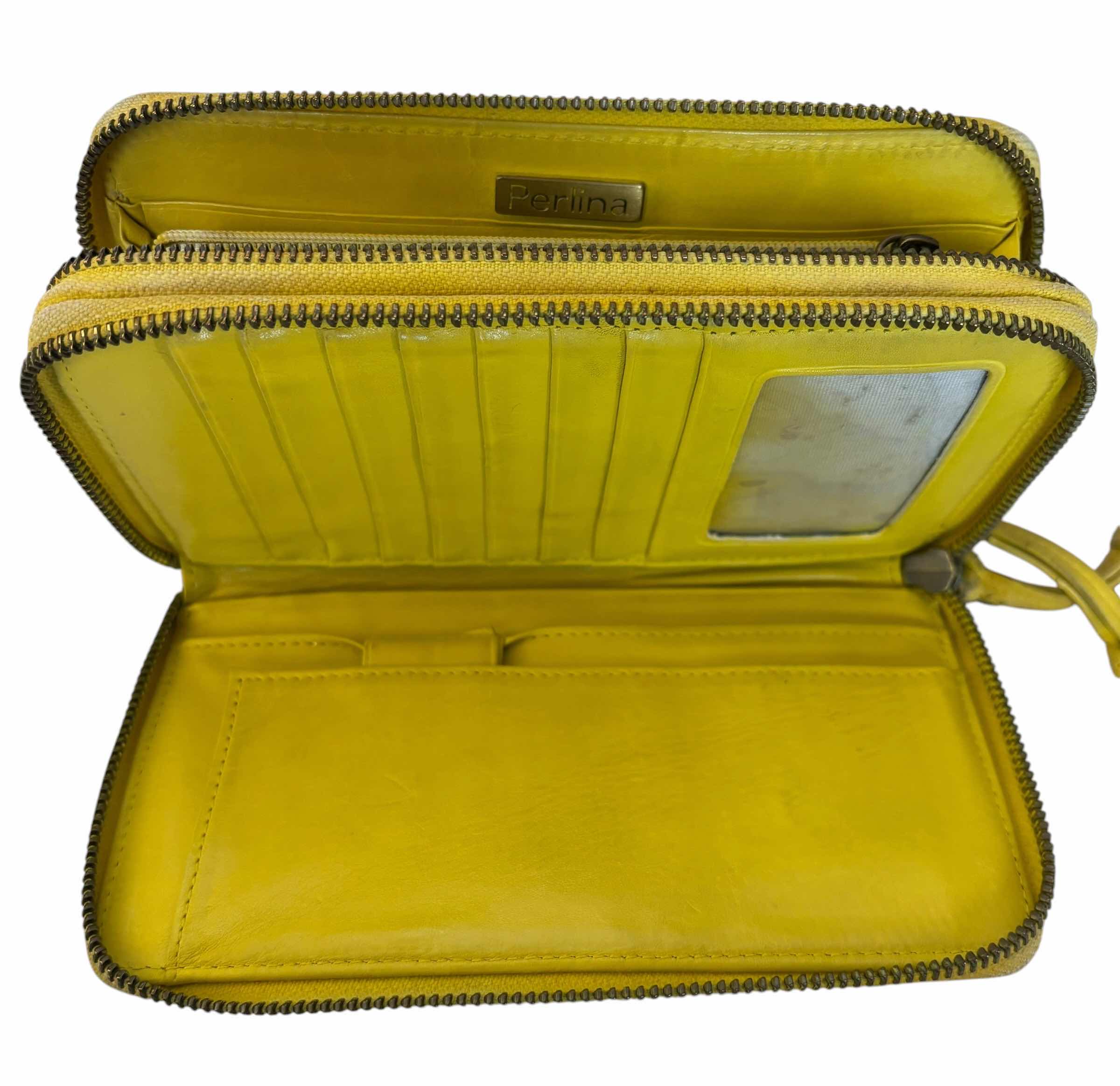 Photo 1 of PERLINA LEATHER WALLET (AUTHENTICITY NOT VERIFIED)