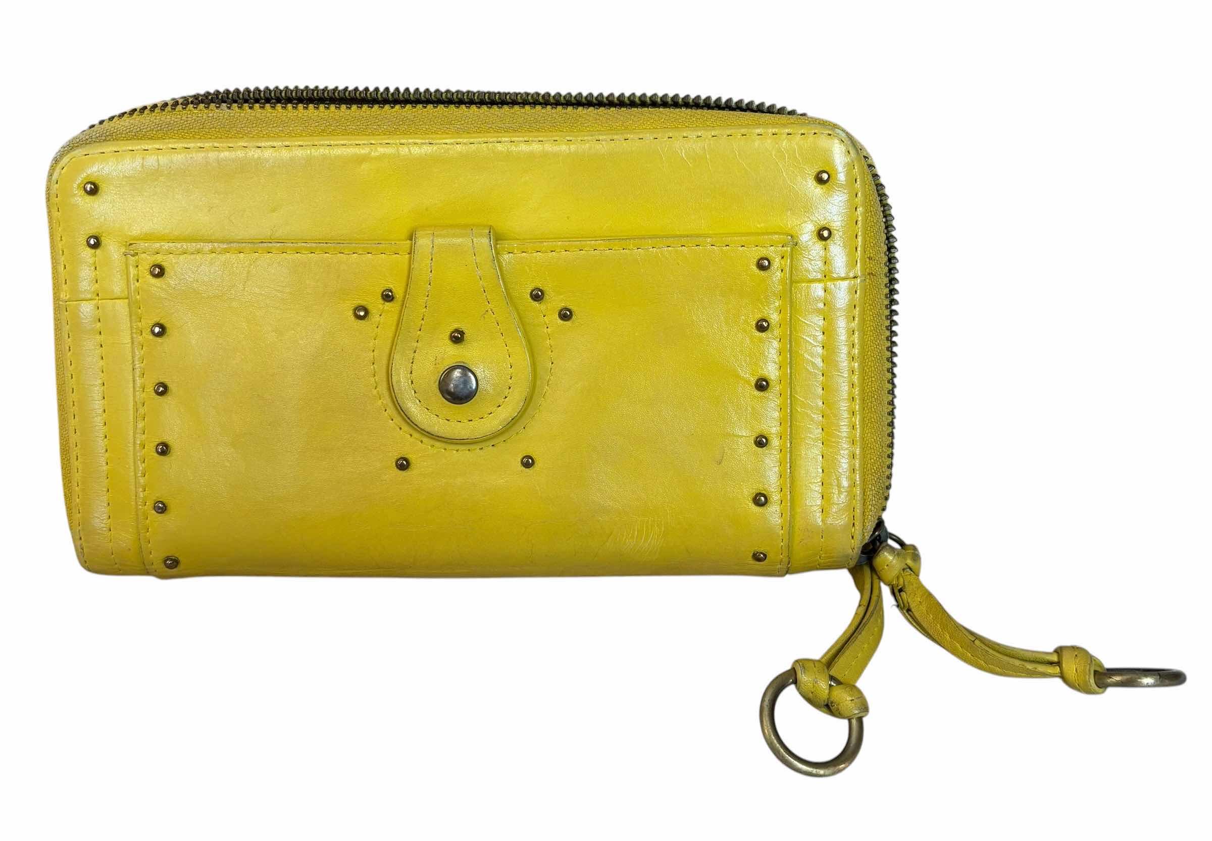 Photo 1 of PERLINA LEATHER WALLET (AUTHENTICITY NOT VERIFIED)