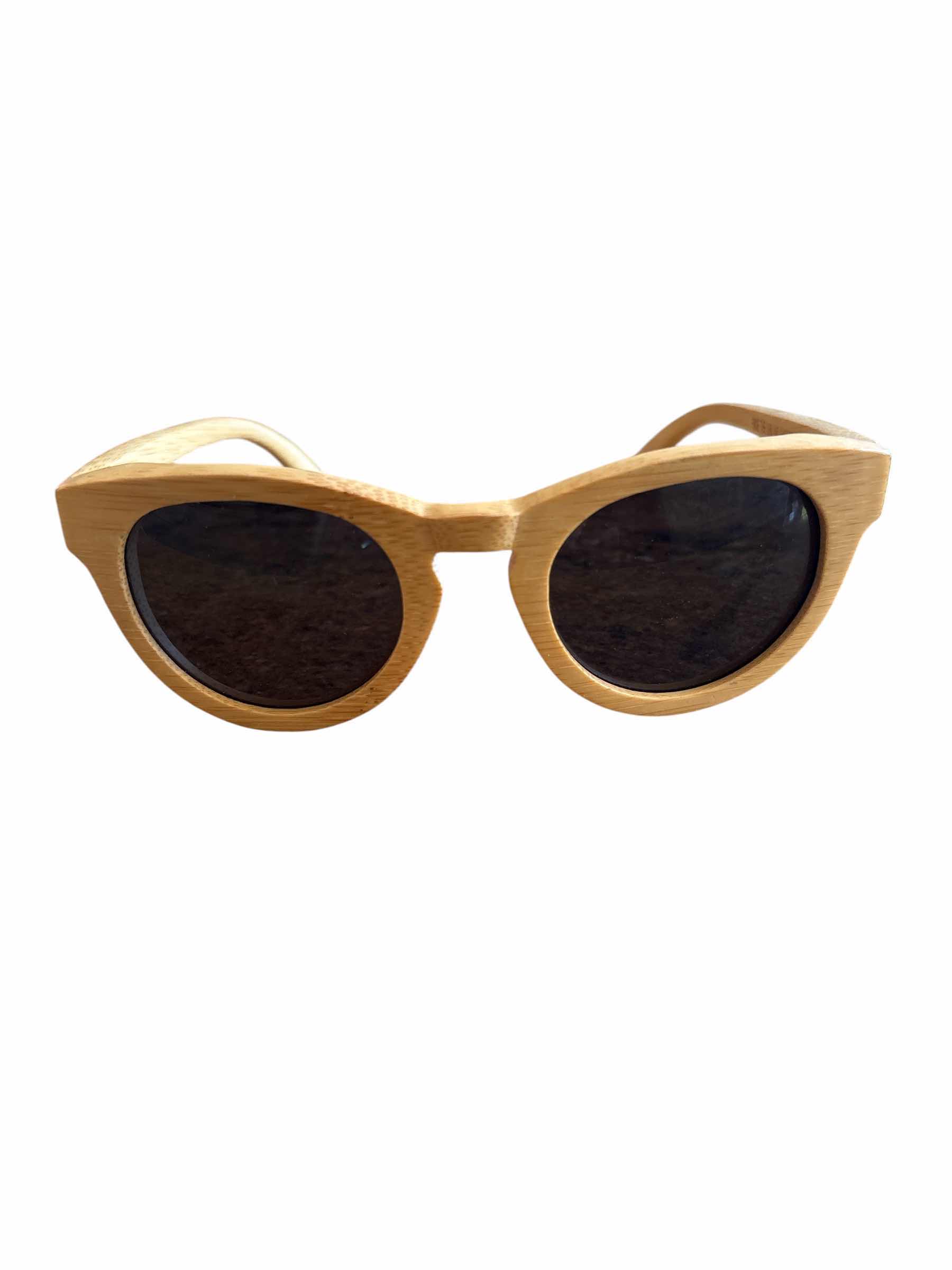 Photo 1 of EARTH POLARIZED WOMEN'S SUNGLASSES
