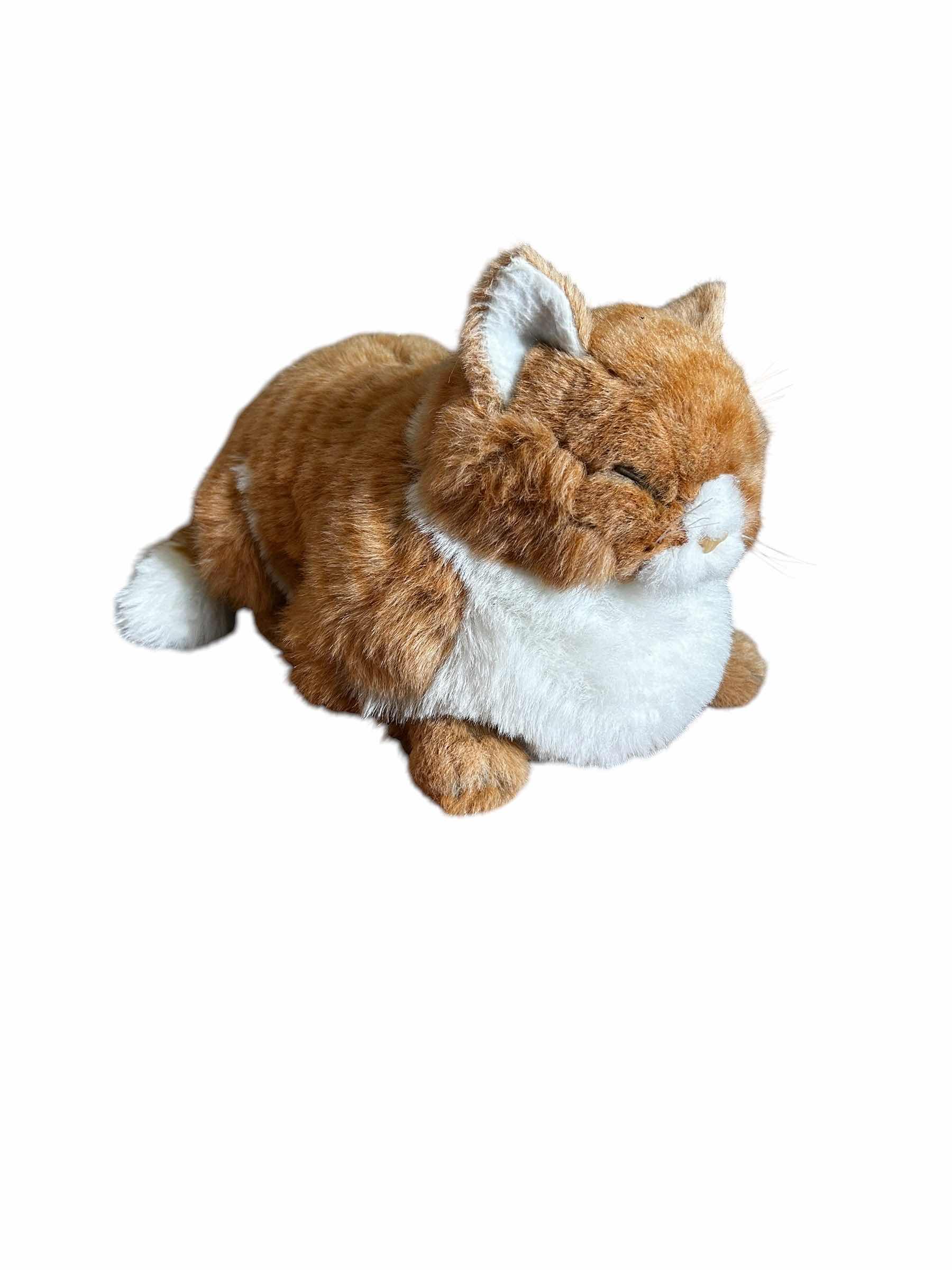 Photo 1 of COLLECTION OF (6) STUFFED ANIMALS
