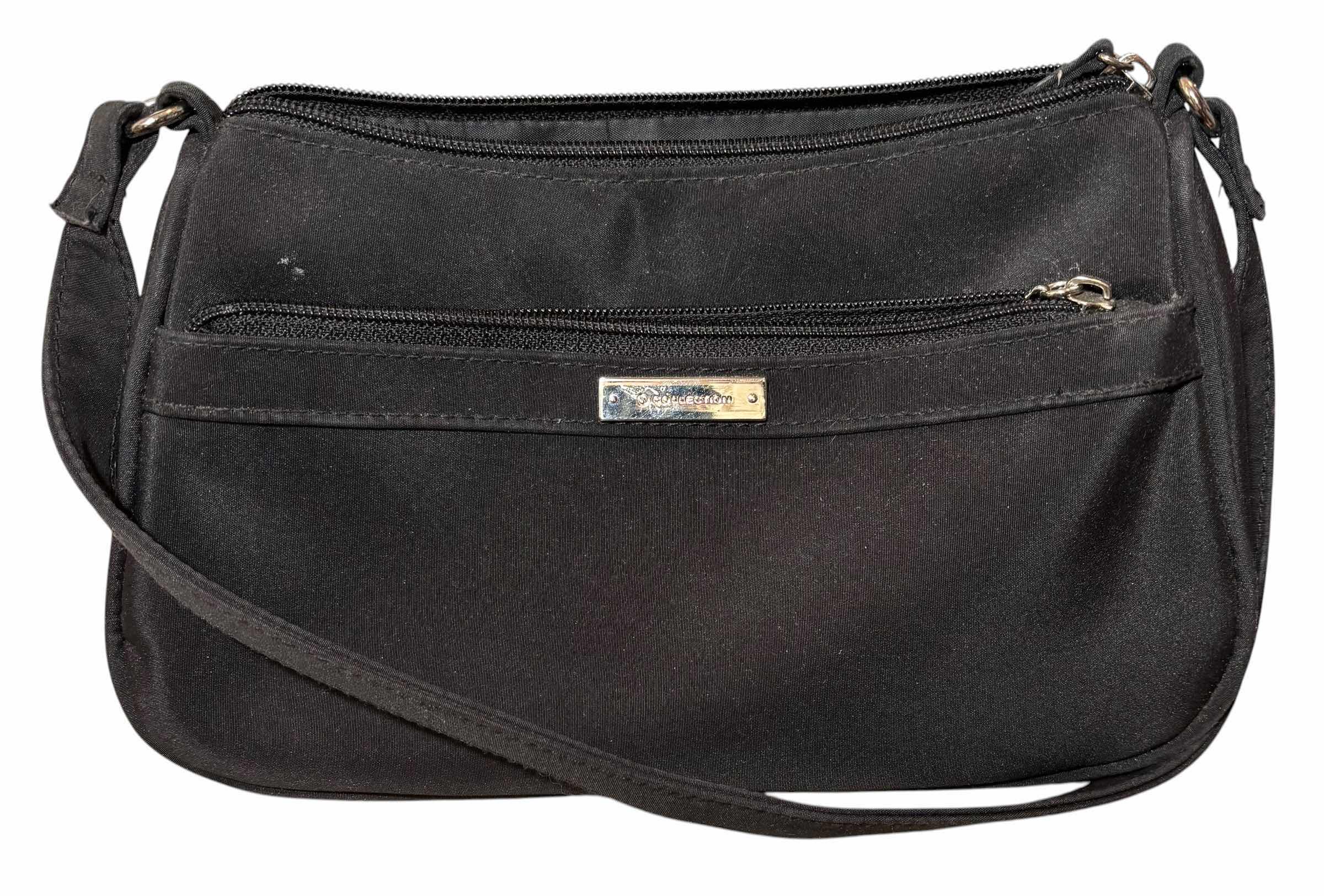 Photo 1 of PURSES & TOTES (4)
