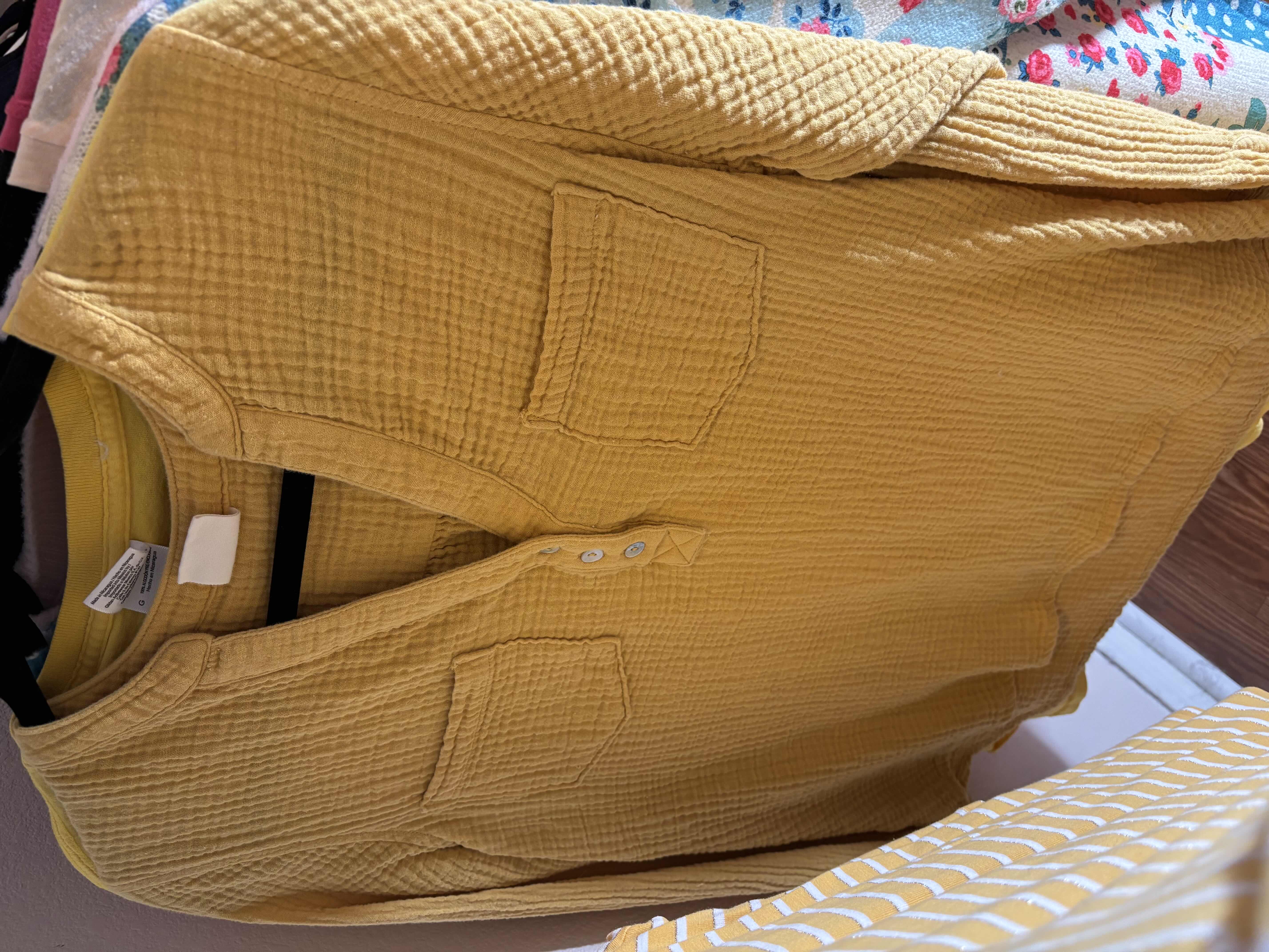 Photo 1 of WOMENS CLOTHES SIZE M - XL