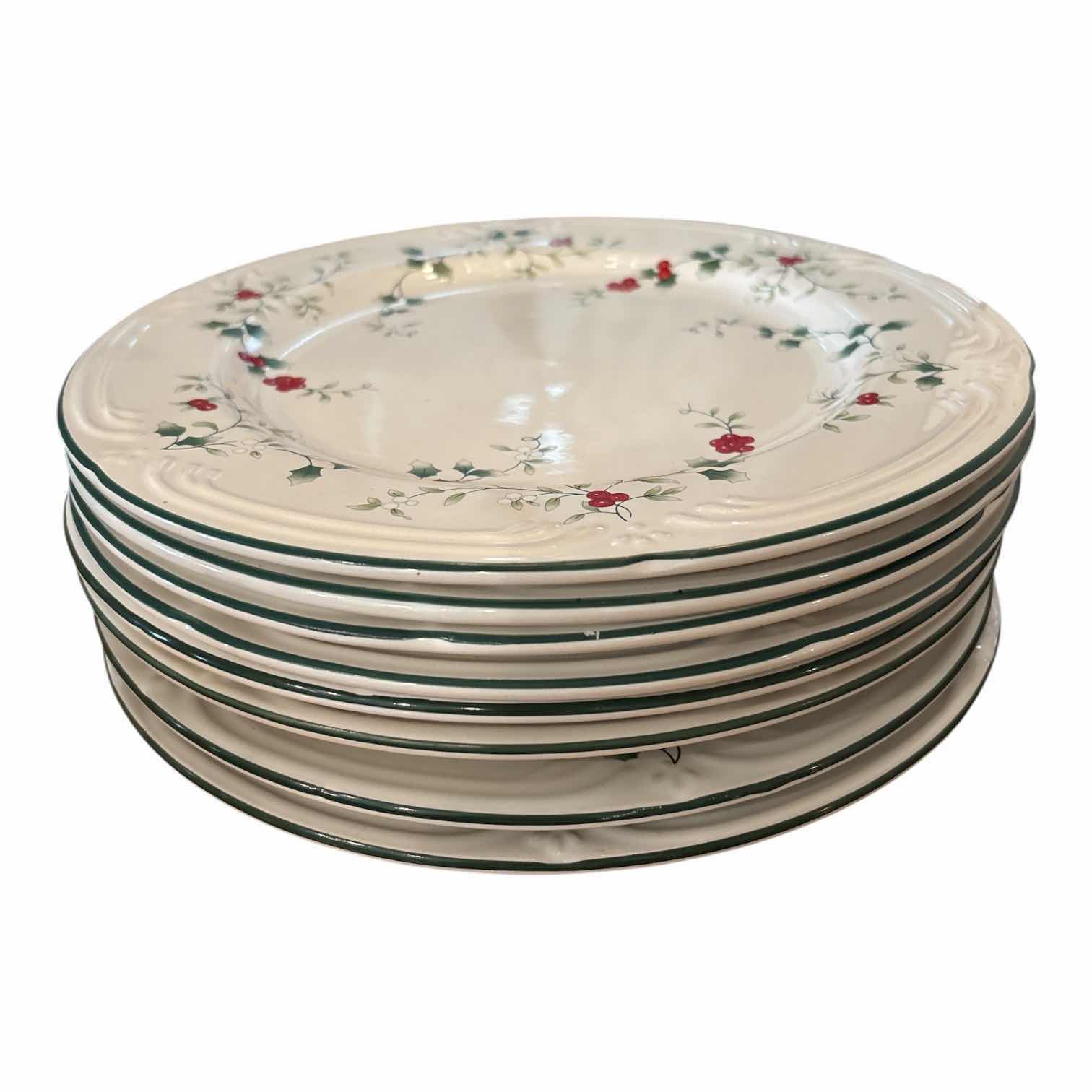 Photo 1 of (9)PCS PFALTZGRAFF WINTERBERRY OVAL SERVING DISH-1 AND DINNER PLATES D14”
