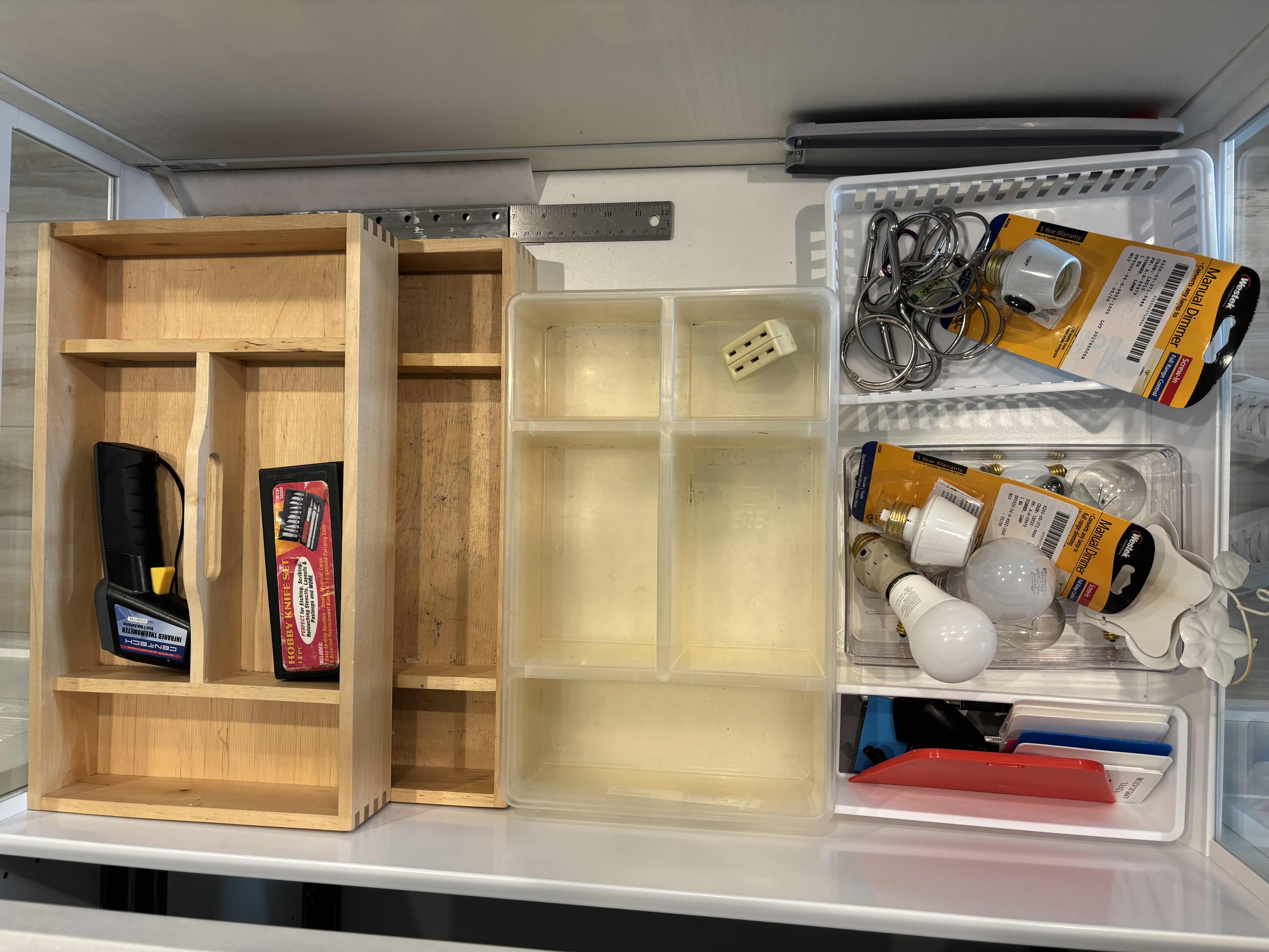Photo 1 of CONTENTS OF KITCHEN DRAWERS (2)