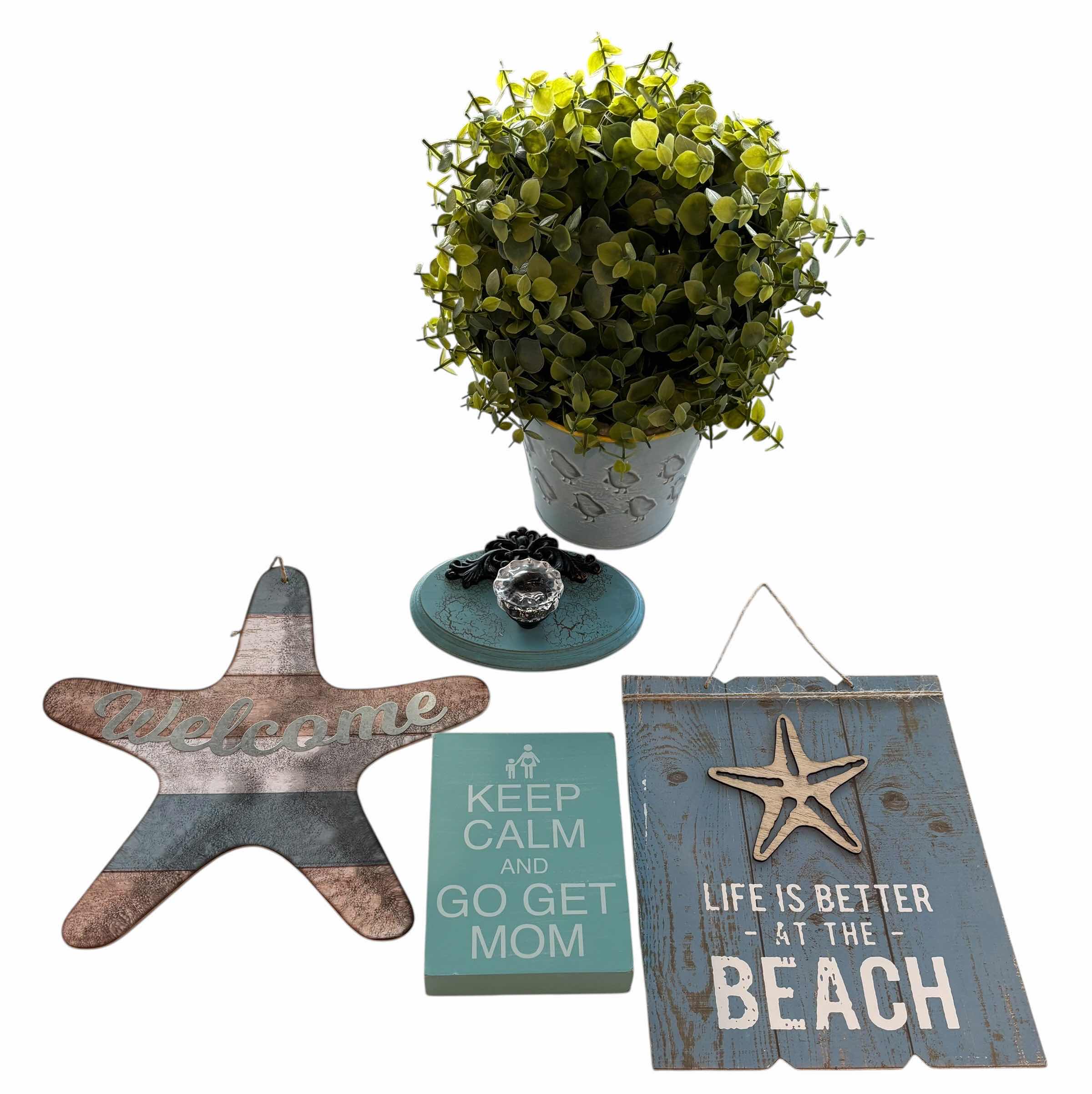 Photo 1 of HOME DECOR ITEMS