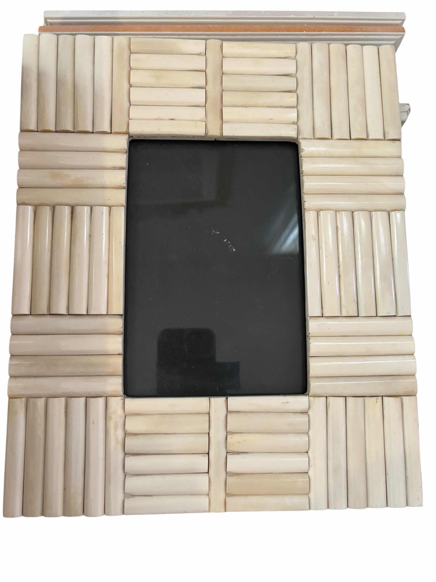 Photo 1 of BOX OF FRAMES IN VARIOUS SIZES