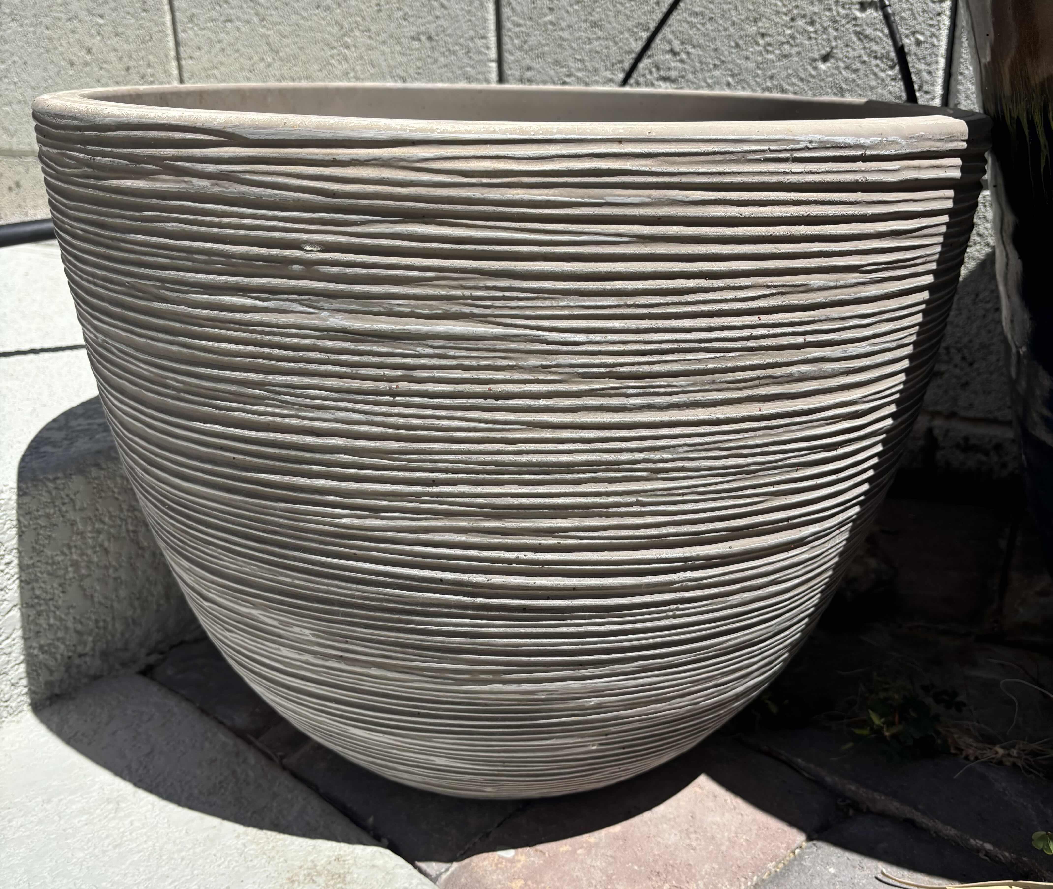 Photo 1 of OUTDOOR PLANTING POTS (2) (TALLEST H17.5”