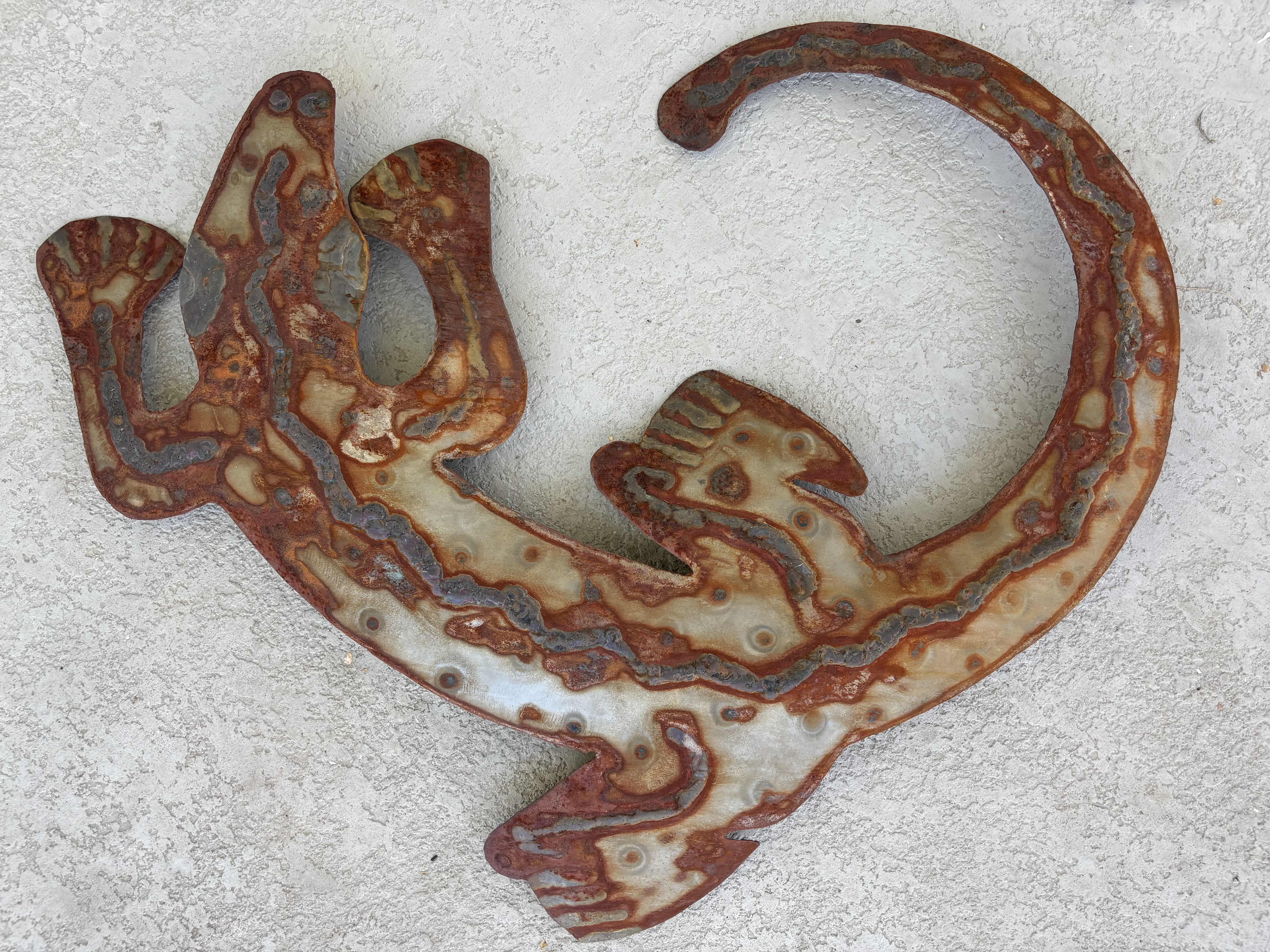 Photo 1 of OUTDOOR WALL DECOR (LARGEST 24”)