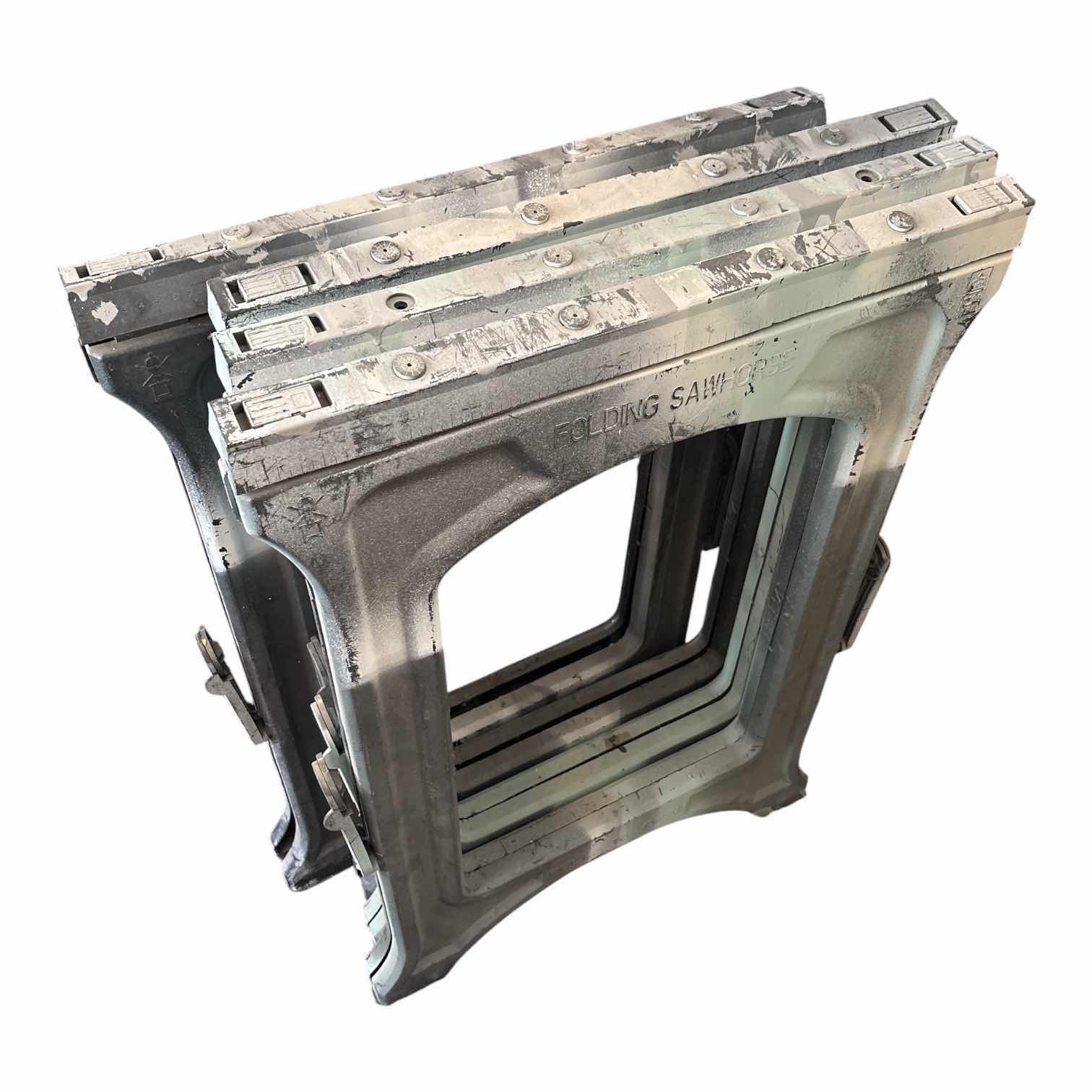 Photo 1 of (4)PCS FOLDABLE SAWHORSE H32.5”
