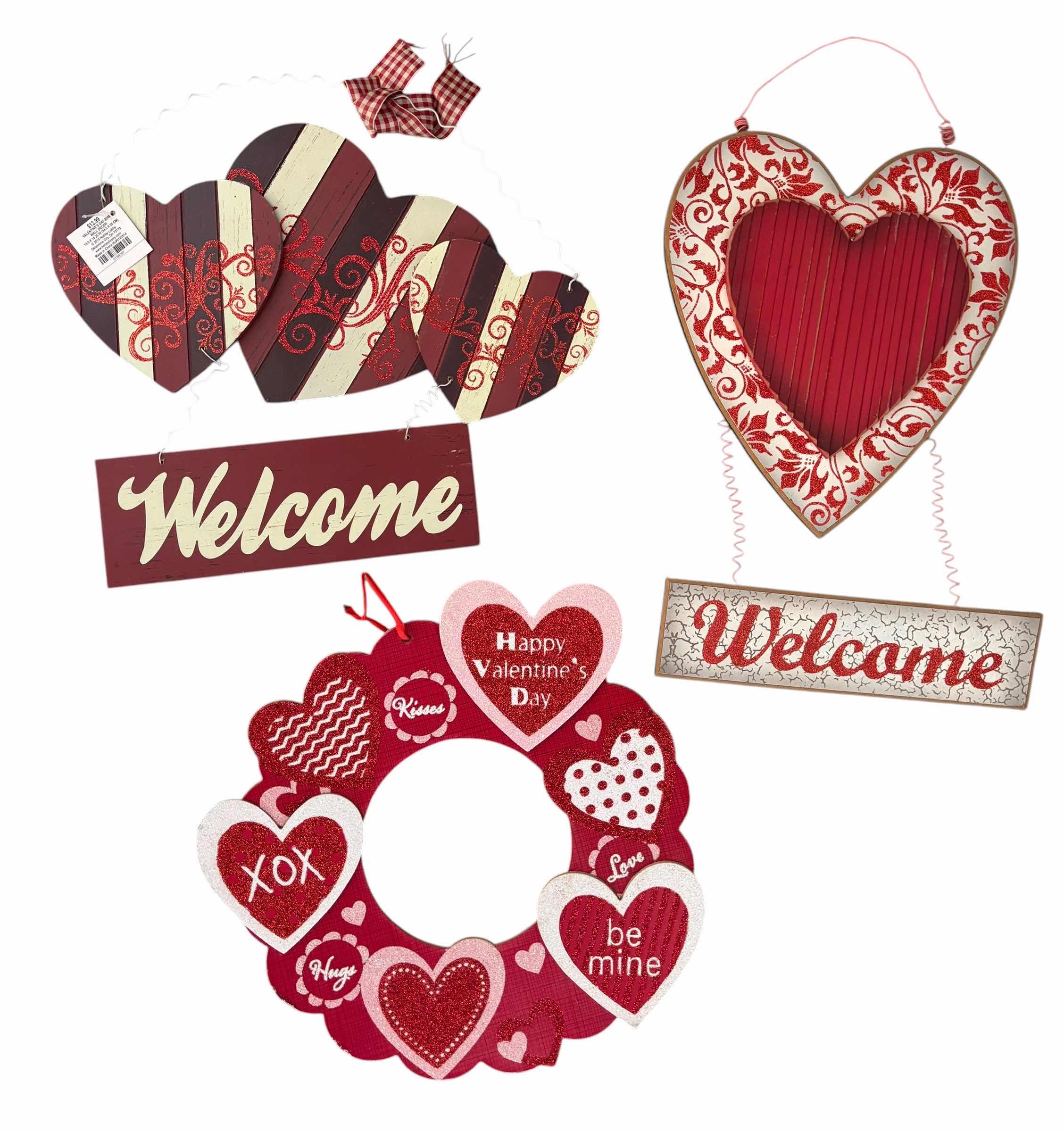 Photo 1 of BASKETS (4) & VALENTINES DAY WALL DECOR (3)